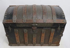 American Antique Dome Top Trunk