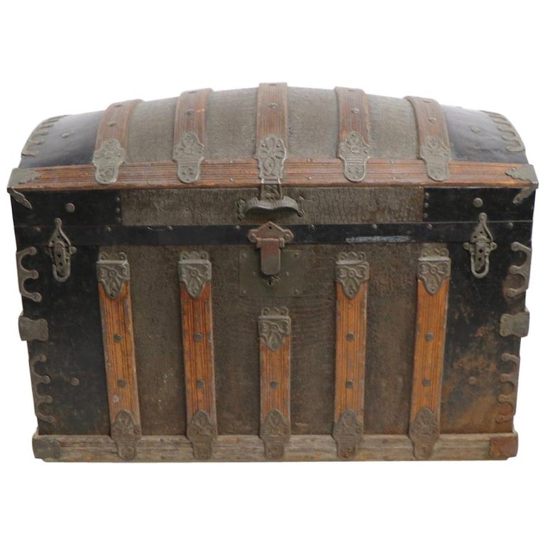 Antique Dome Top Trunk - 24 For Sale on 1stDibs