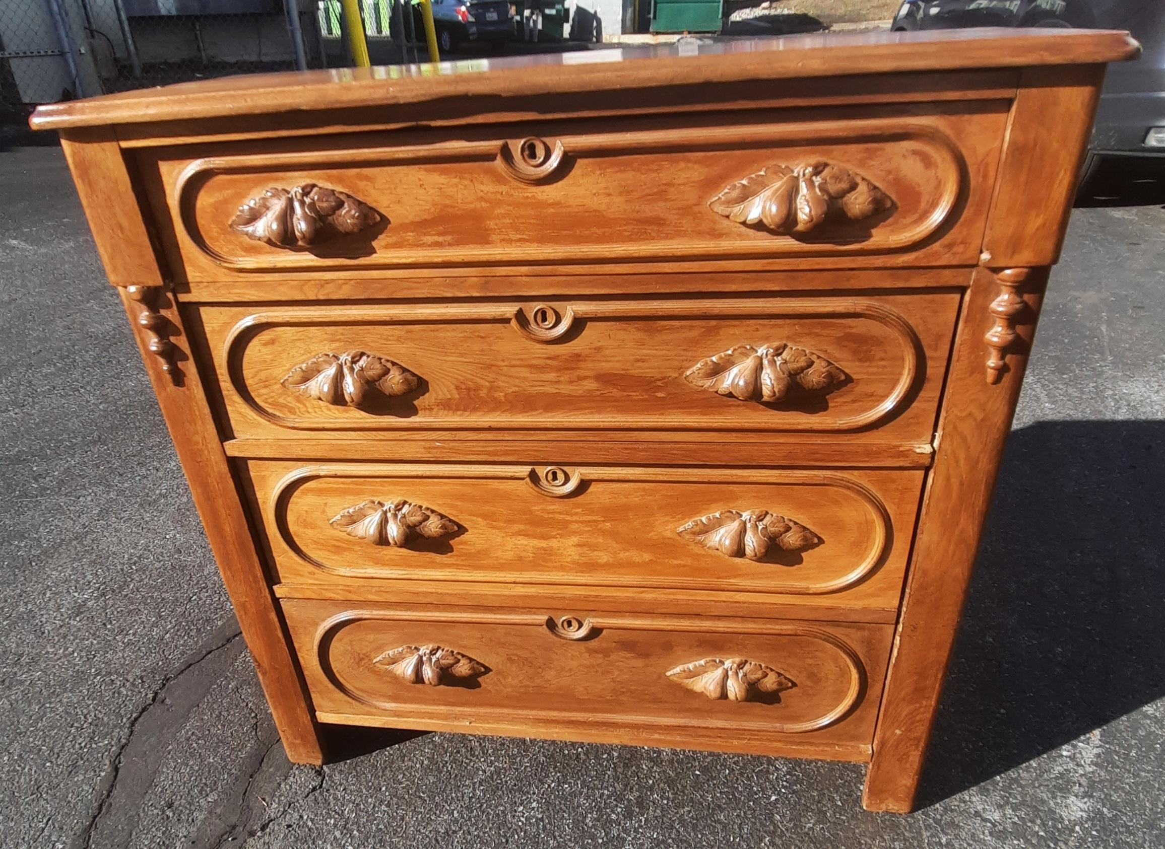 American Antique Edwardian Walnut Chest of Drawers, Circa 1920s In Good Condition In Germantown, MD