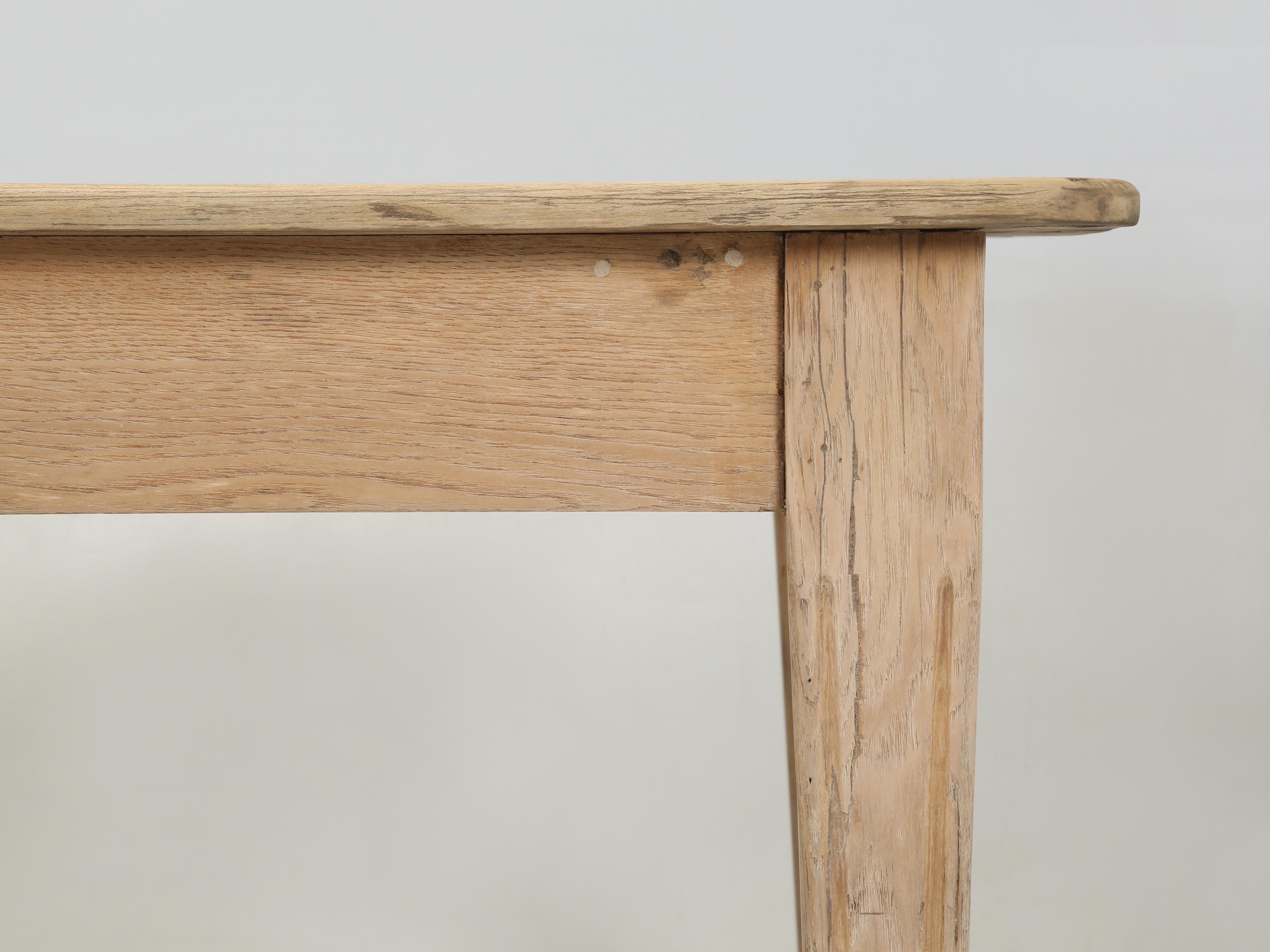Table de ferme américaine ancienne 10' Long Seats (10) Confortablement restaurée c1930s en vente 5