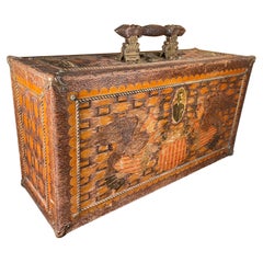 Baule antico americano di arte popolare Flying Eagles Heraldic, 1900