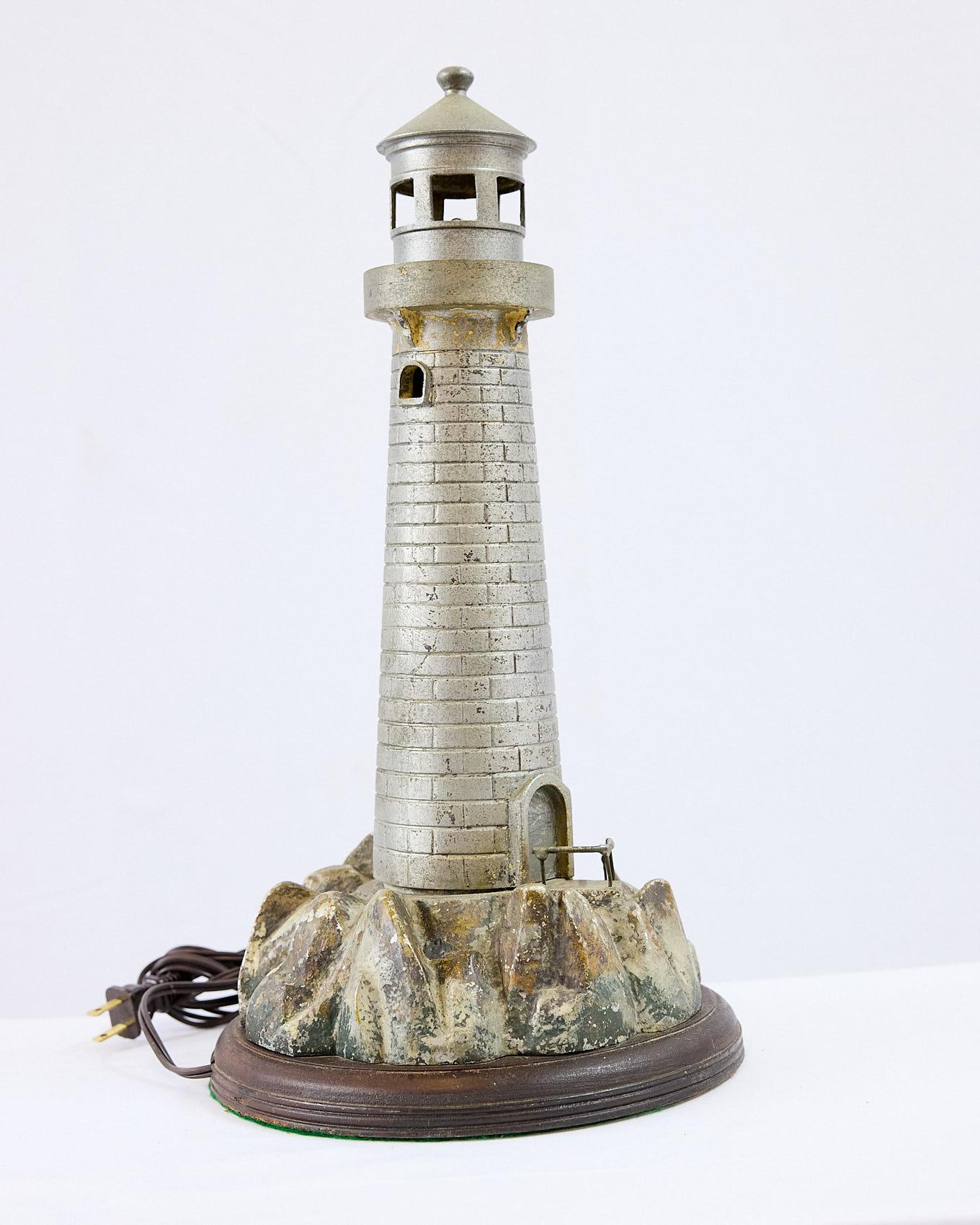 Classique américain Lampe de phare américaine ancienne, vers 1910 en vente