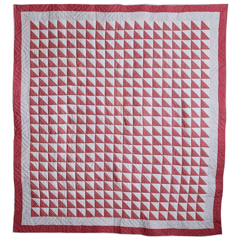 American Antique Patchwork Quilt "Birds in Flight" in Dark Pink and