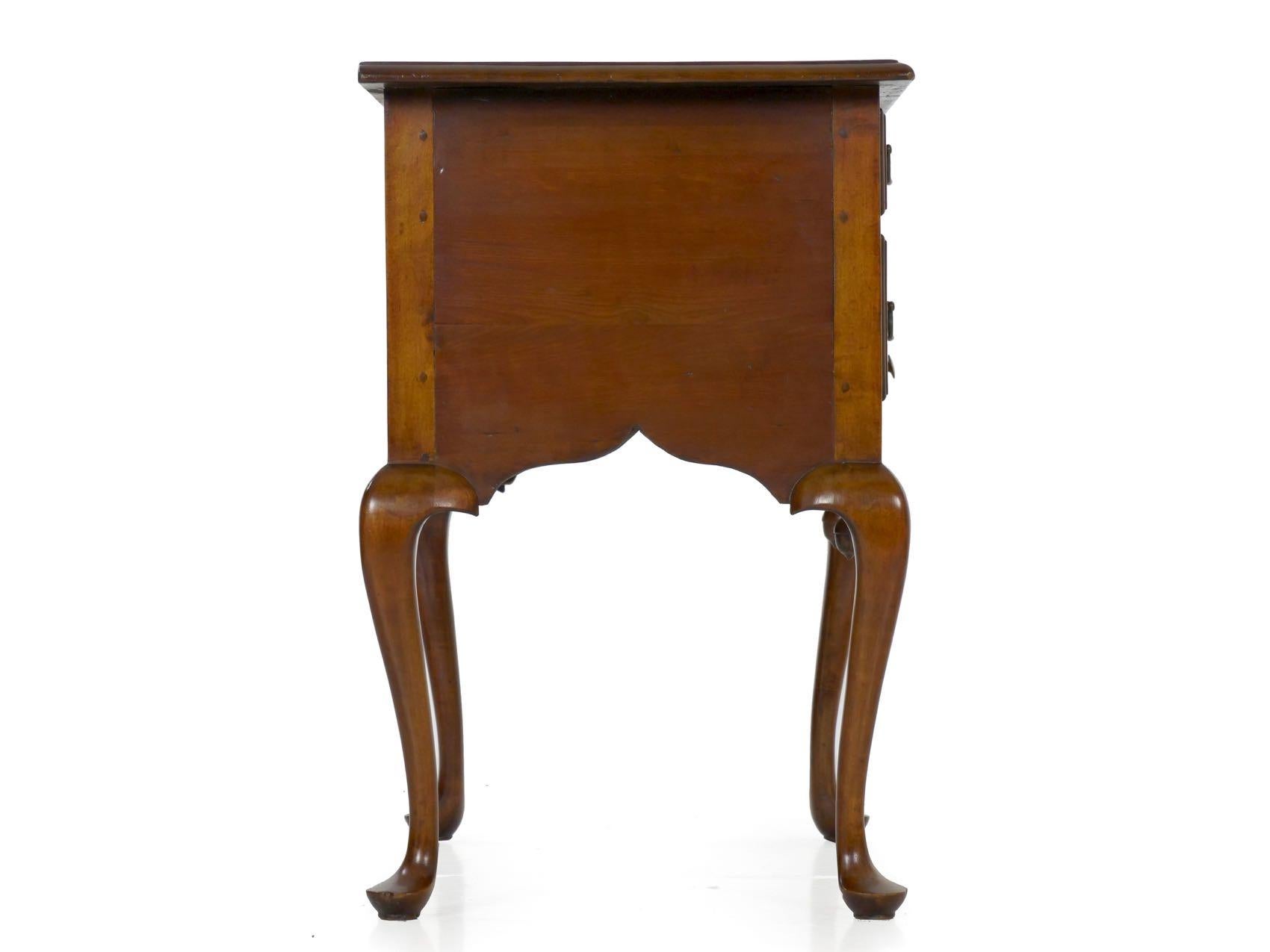 American Antique Queen Anne Lowboy Dressing Table Massachusetts, circa 1740-1760 11