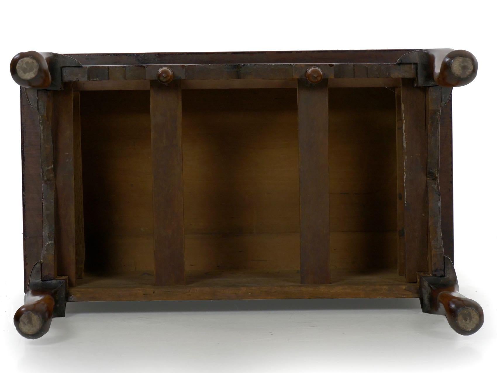 American Antique Queen Anne Lowboy Dressing Table Massachusetts, circa 1740-1760 15