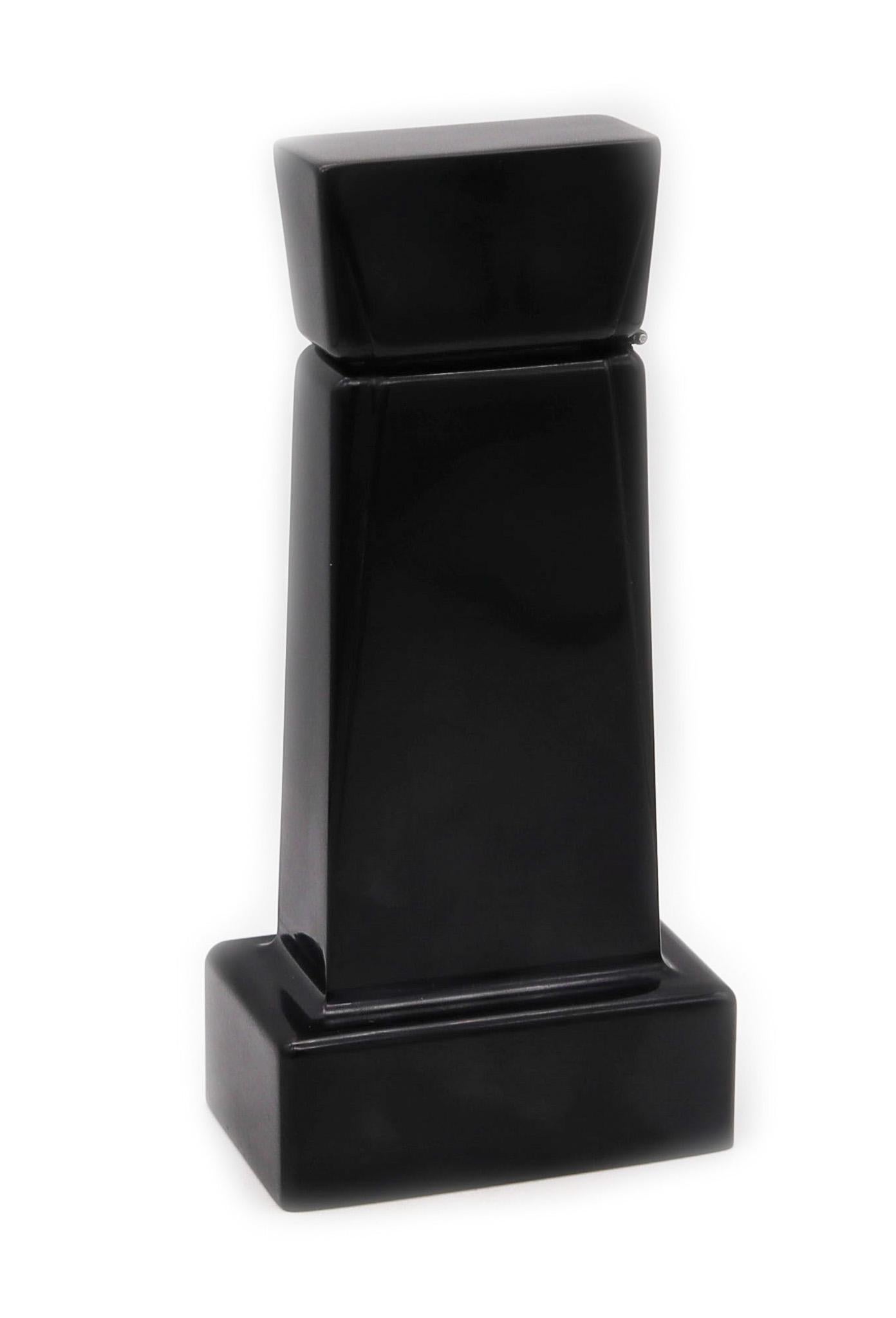 American Art Deco 1930 Geometric Skyscraper Desk Lighter In Catalin Bakelite