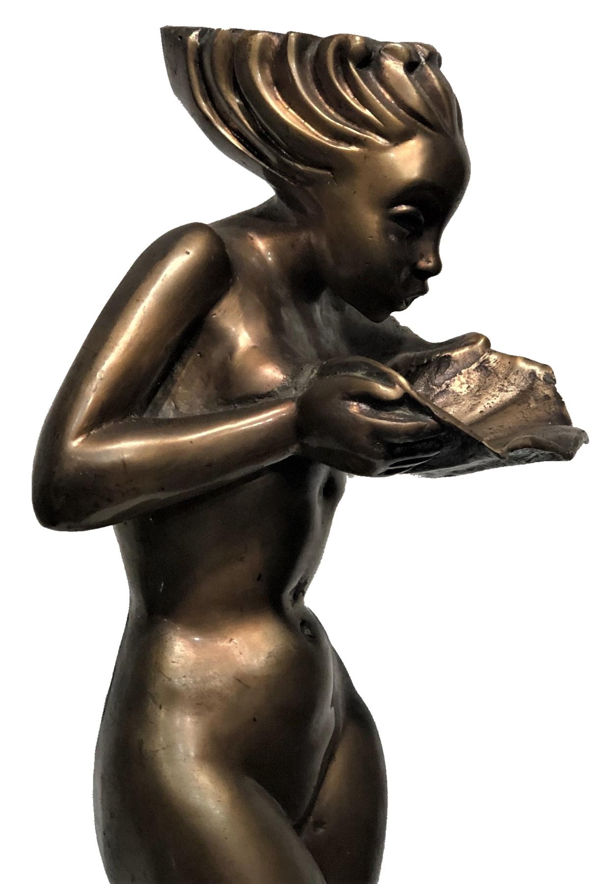 Amerikanische Art-Déco-Bronze-Skulptur einer nackten Frau mit Muschel, ca. 1920er Jahre im Zustand „Gut“ im Angebot in New York, NY