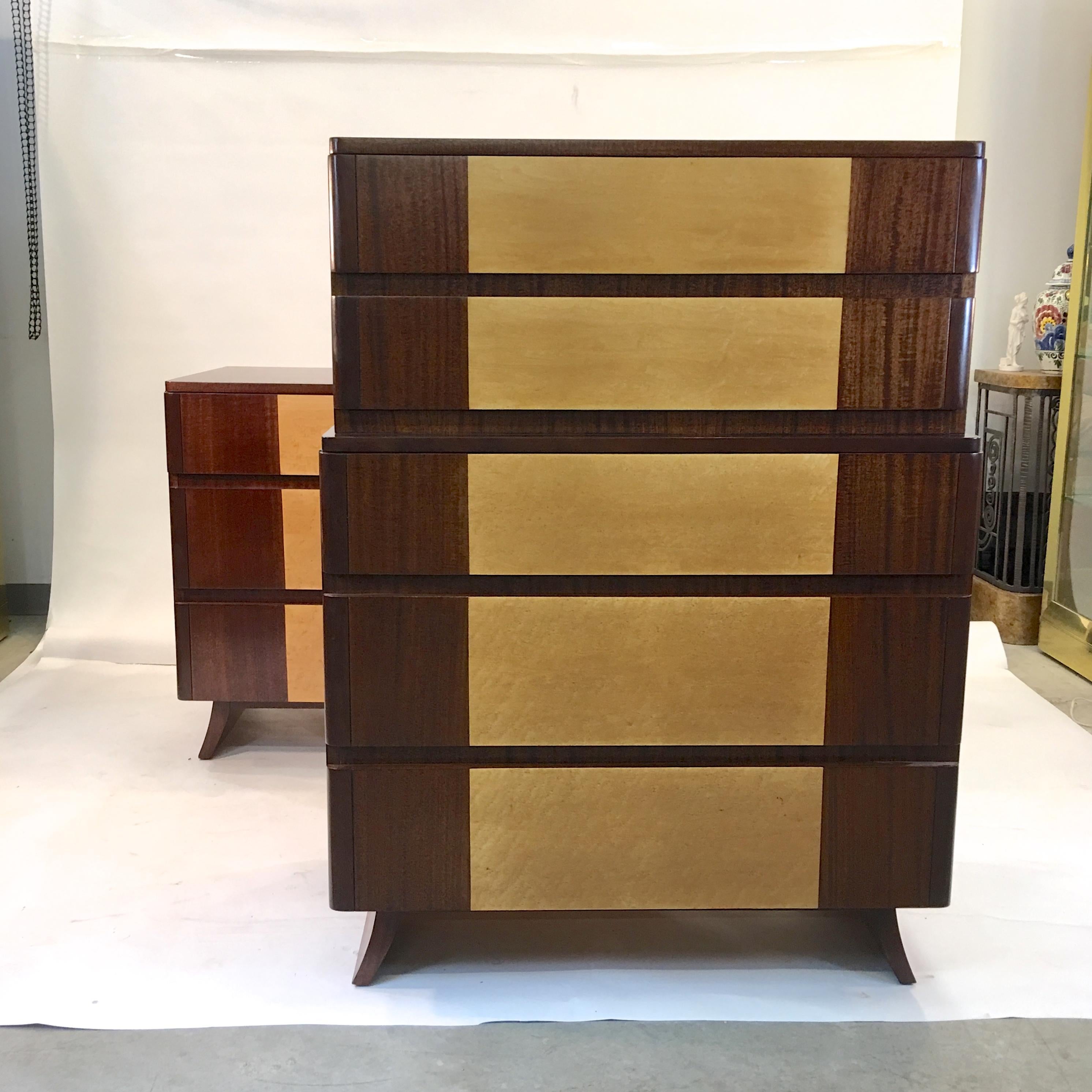American Art Deco Chest of Drawers by R-Way 11