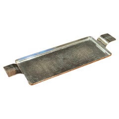 Verchromtes amerikanisches Art-Déco-Serviertablett von Revere