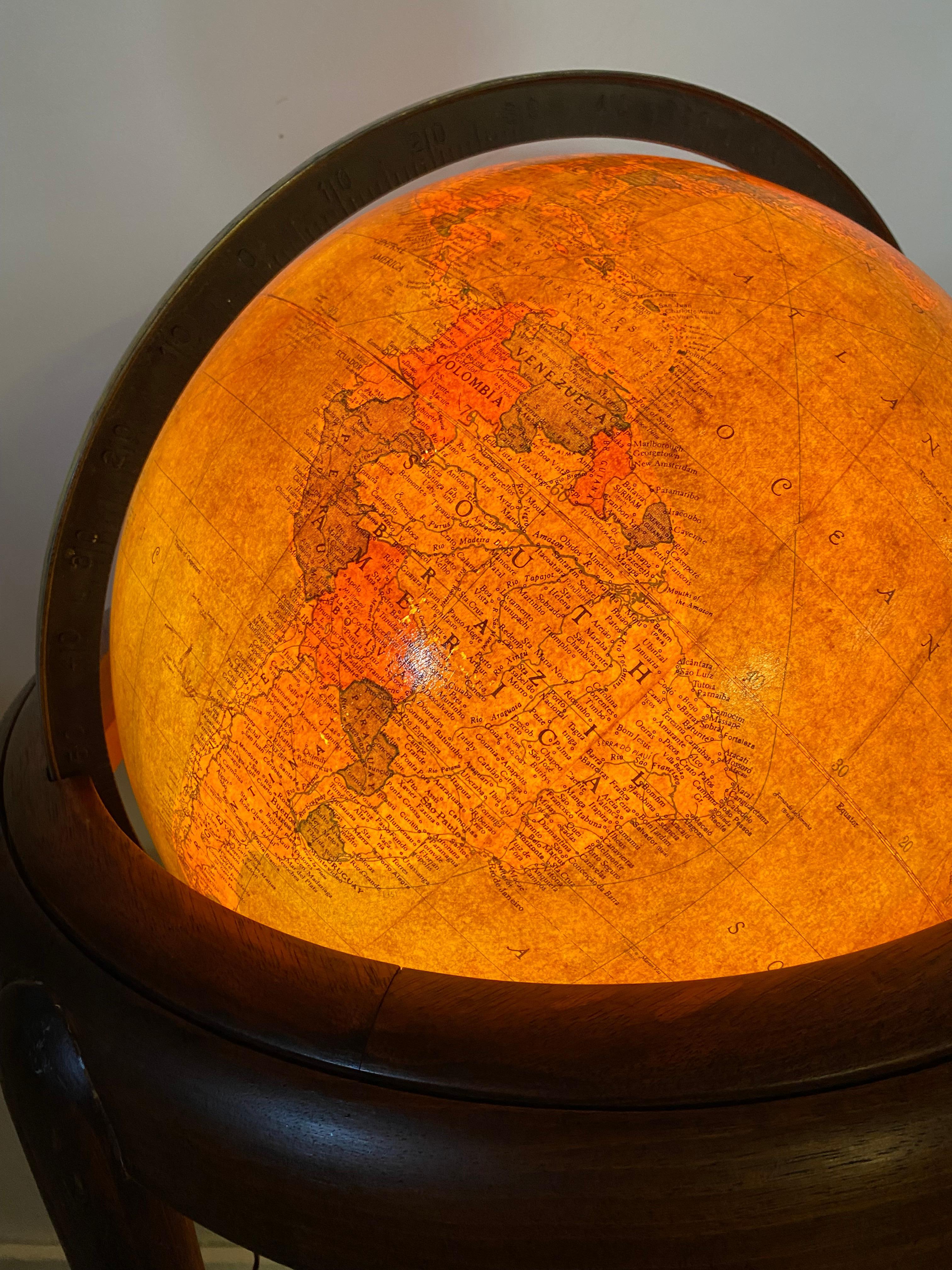 Mid-20th Century American Art Deco Globe of the World with an Internal Light, Glass and Walnut