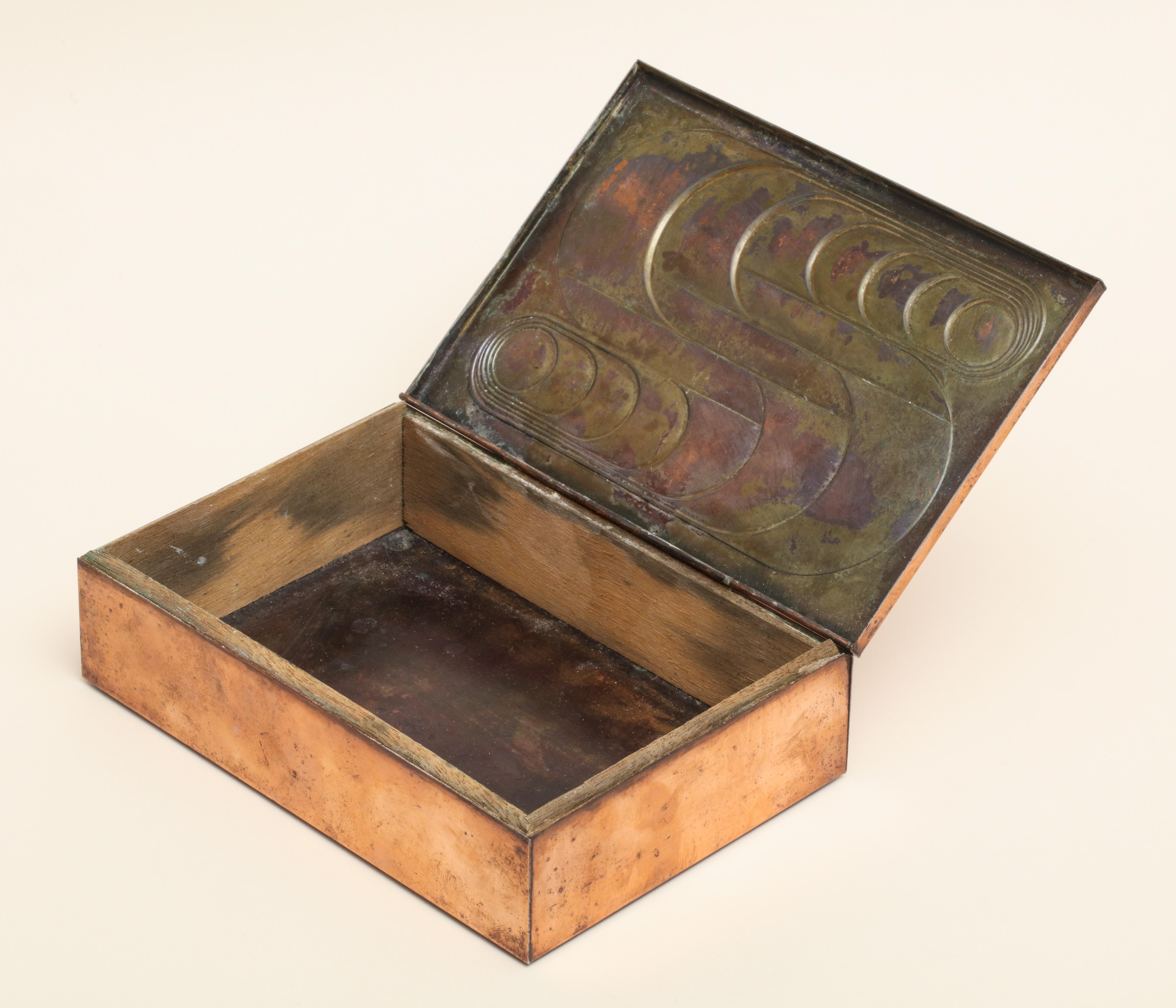 American Art Deco Hinged Copper Box with Geometric Design (20. Jahrhundert)