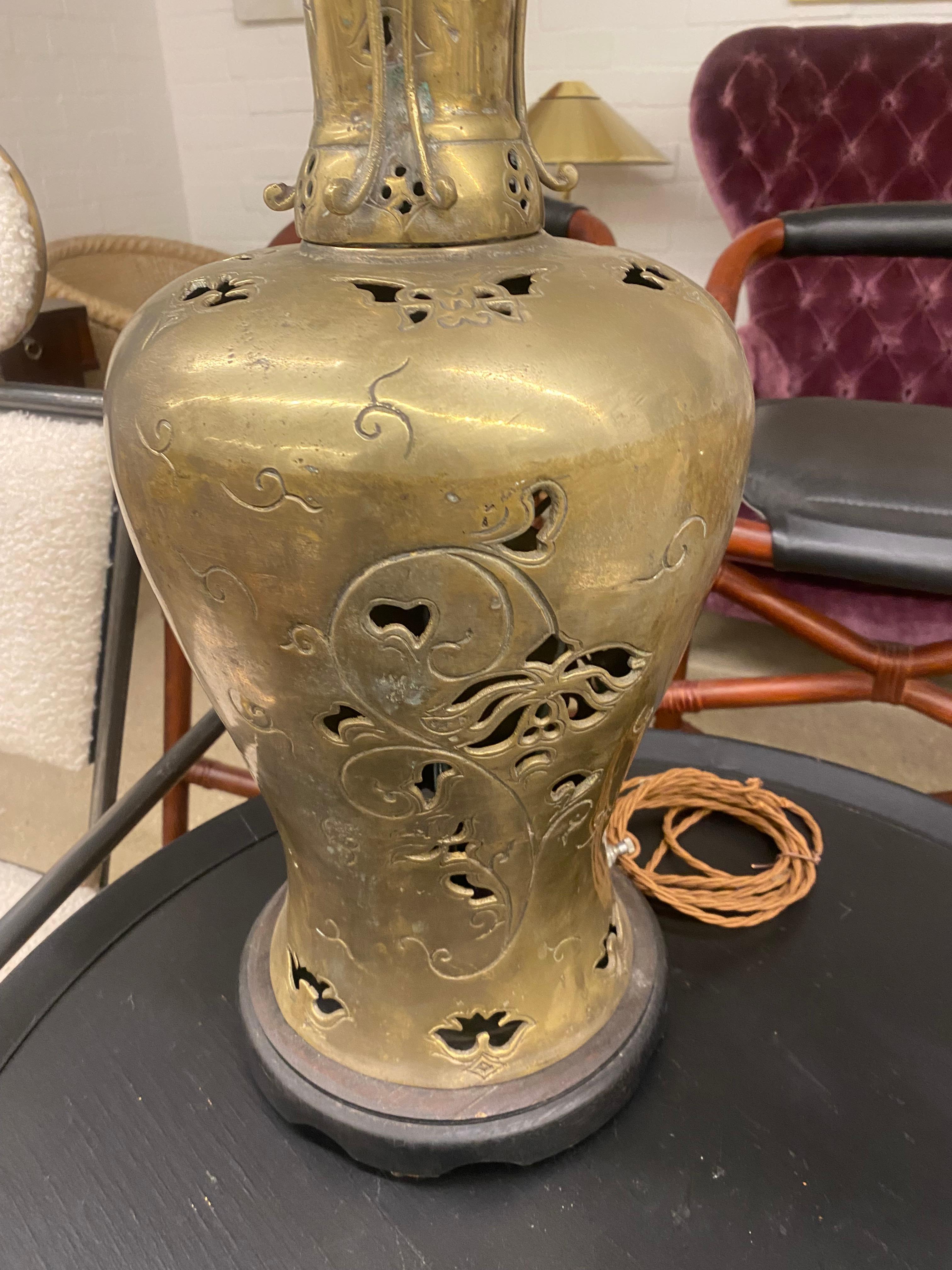 American, Art Deco Large Brass Table Lamp With Organic Carvings For Sale 4