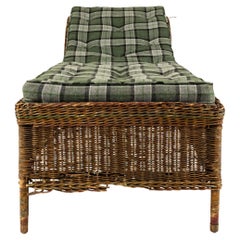 American Art Deco Natural Wicker Recamier