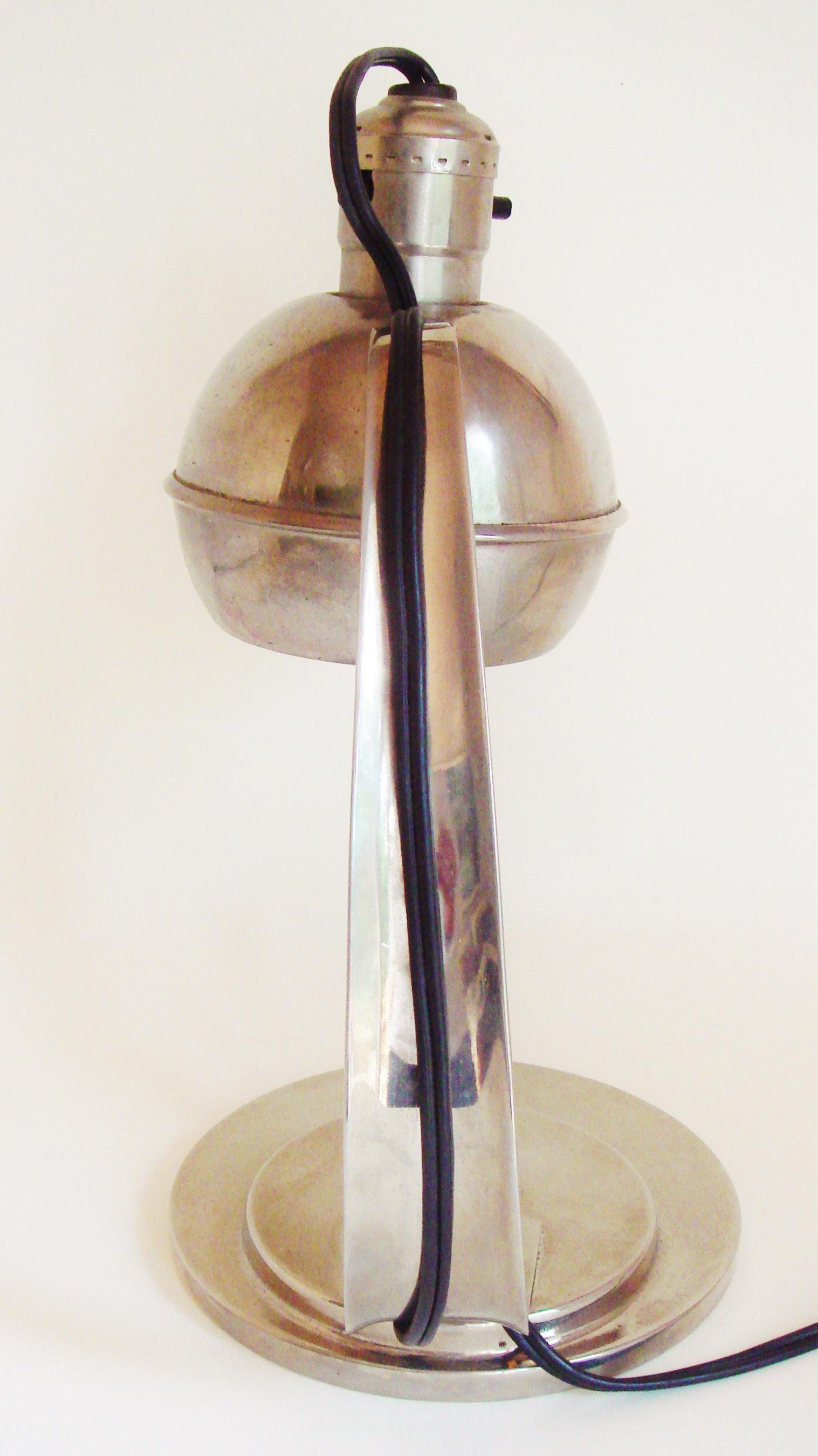 Molded American Art Deco Nickel-Plated Adjustable Desk Lamp with Bakelite Pen Holder For Sale