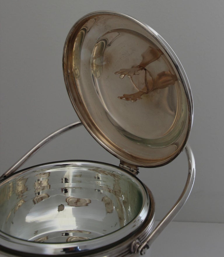 American Art Deco Sheffield Silver Plate Lidded Ice Bucket, USA For Sale 3