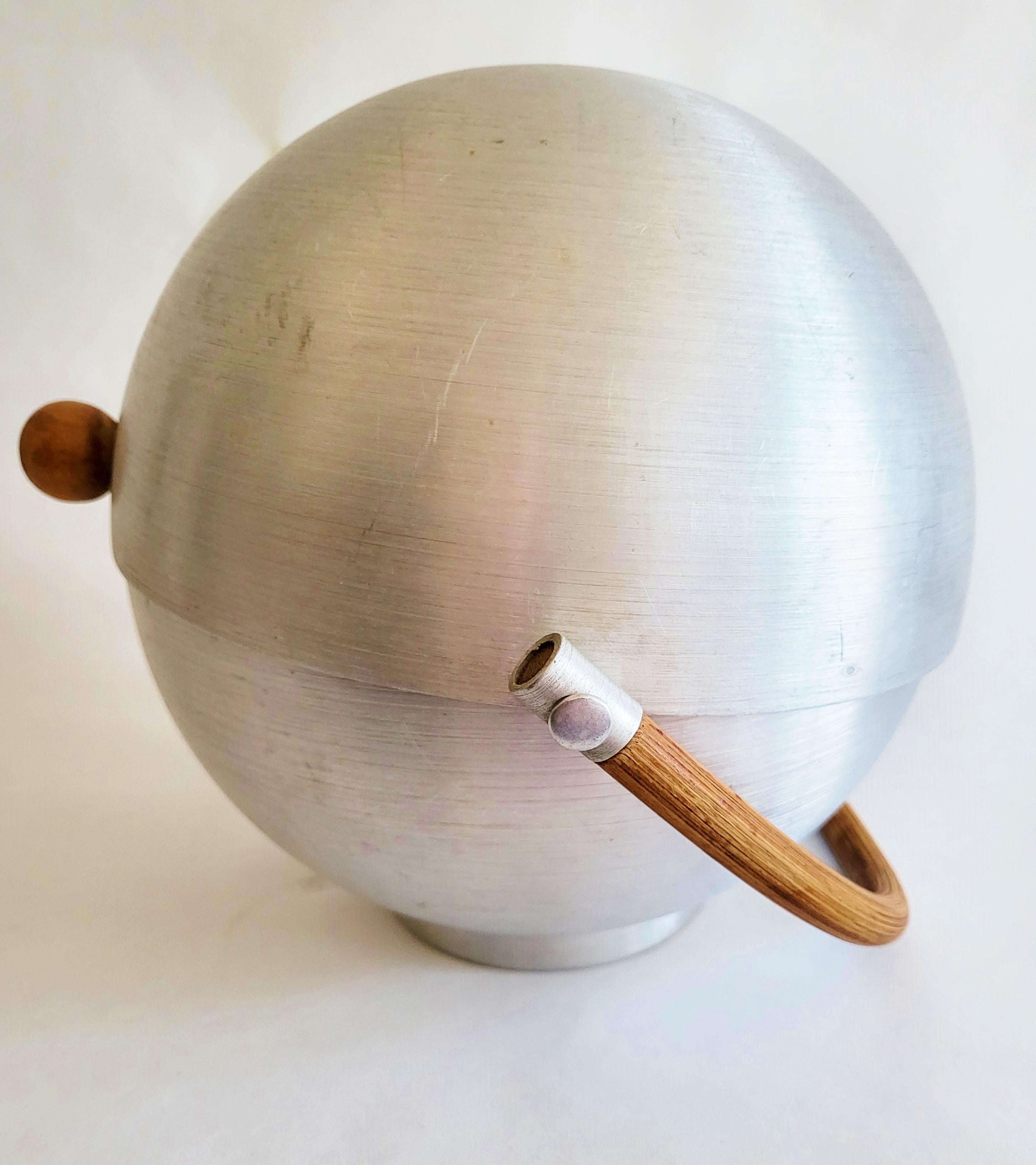 Mid-20th Century American Art Deco Spun Aluminum & Reed Spherical Muffin Warmer by Russel Wright. For Sale