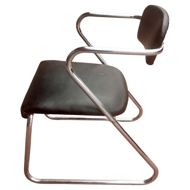 Gilbert Rhode for Herman Miller EOG No. 17 Receptionist Desk For Sale ...