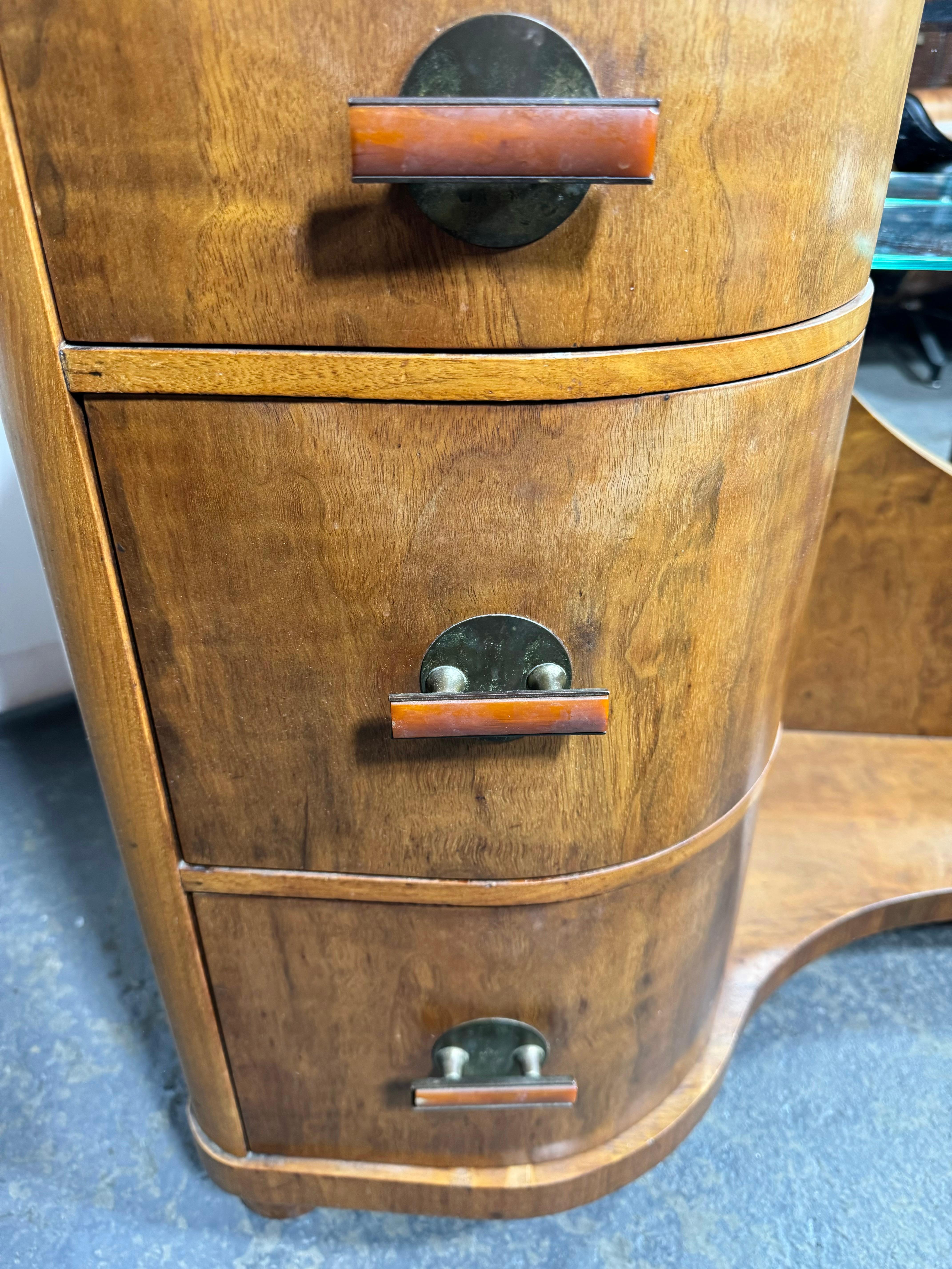 Amerikanischer Art-Déco-Schmink-/Schminktisch und Bank im Art déco-Stil von Henry STEUL & Söhne 1
