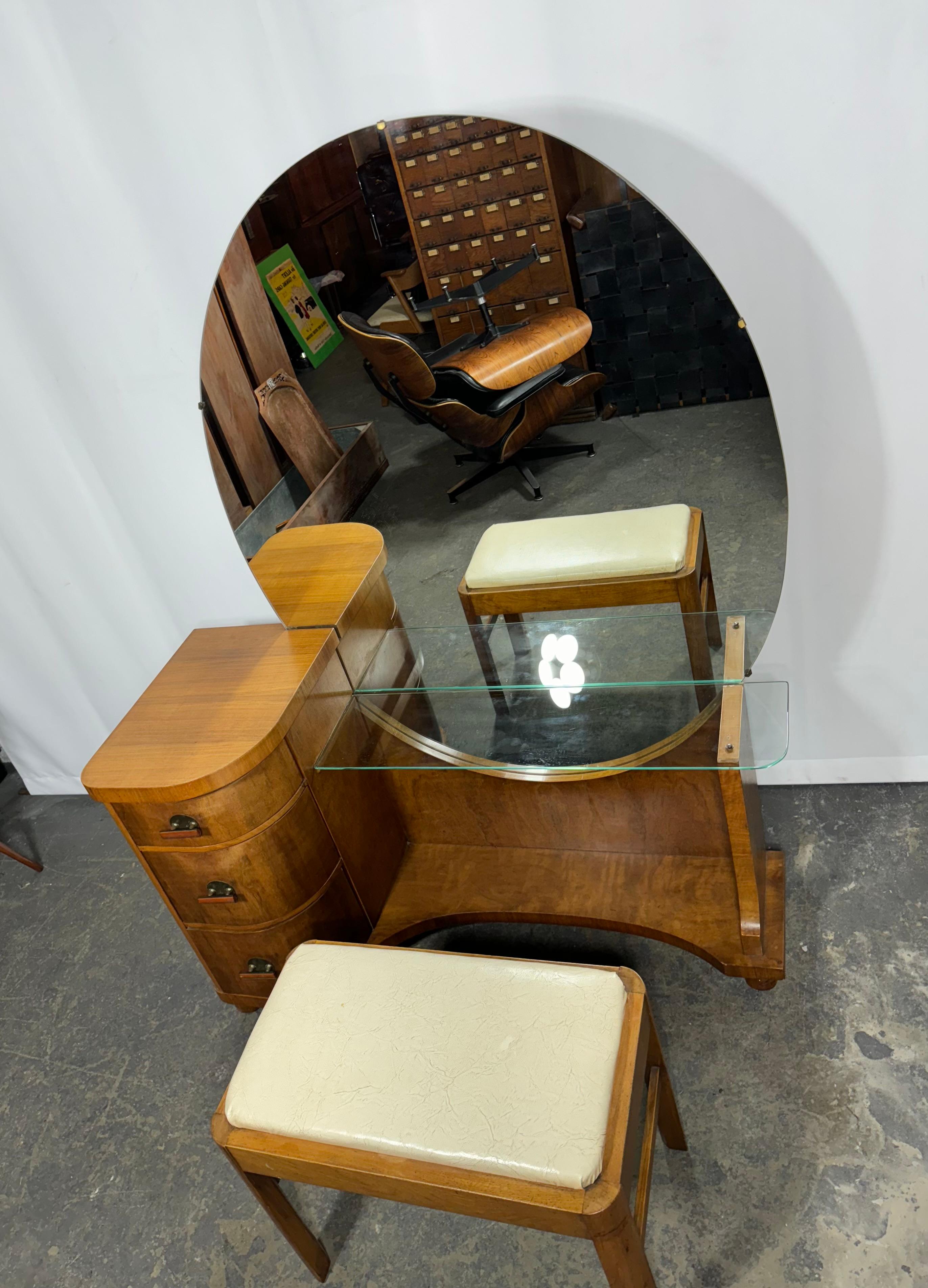 Amerikanischer Art-Déco-Schmink-/Schminktisch und Bank im Art déco-Stil von Henry STEUL & Söhne 3