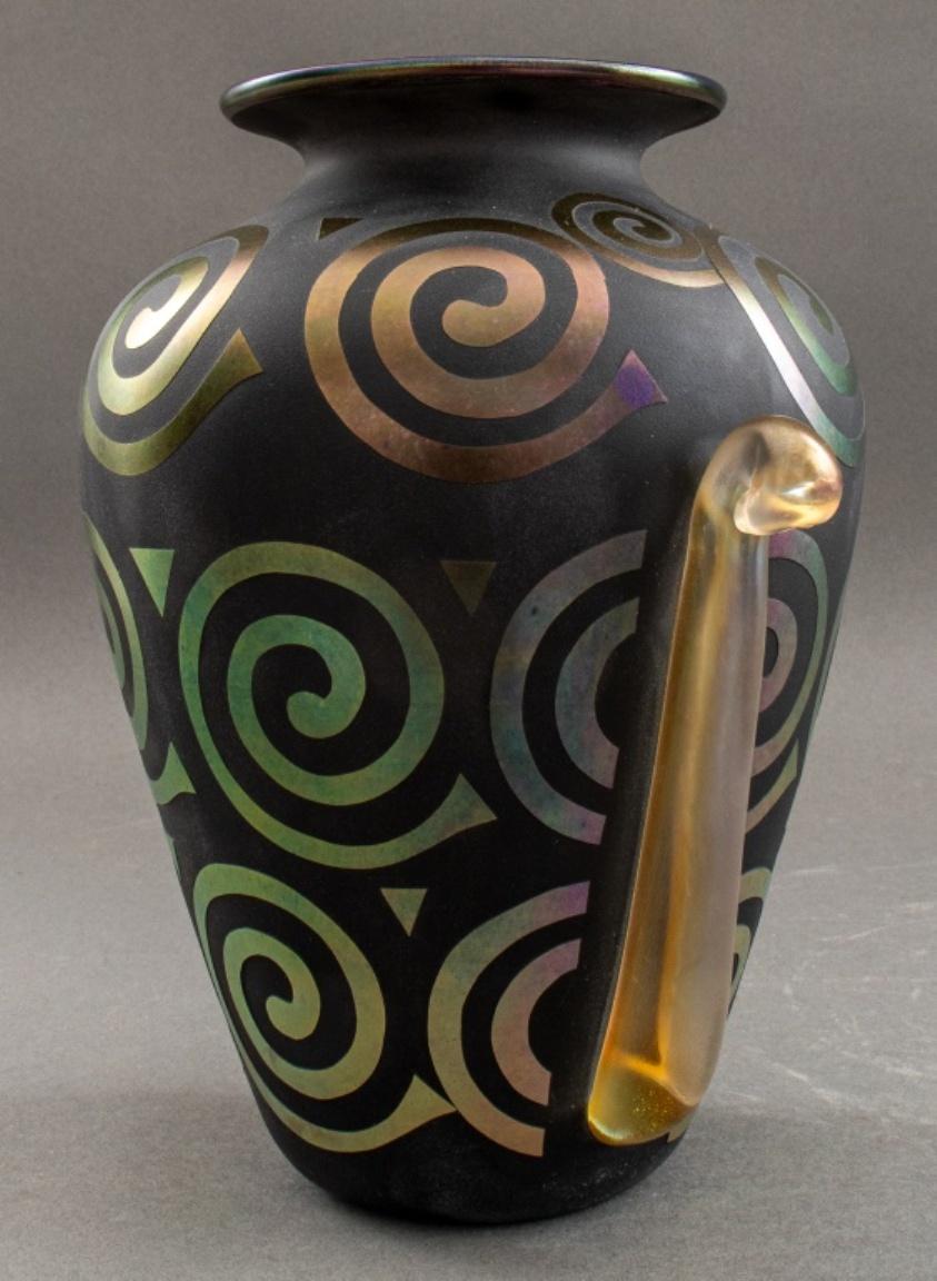 Post-Modern American Art Glass Numbered Edition Vase For Sale