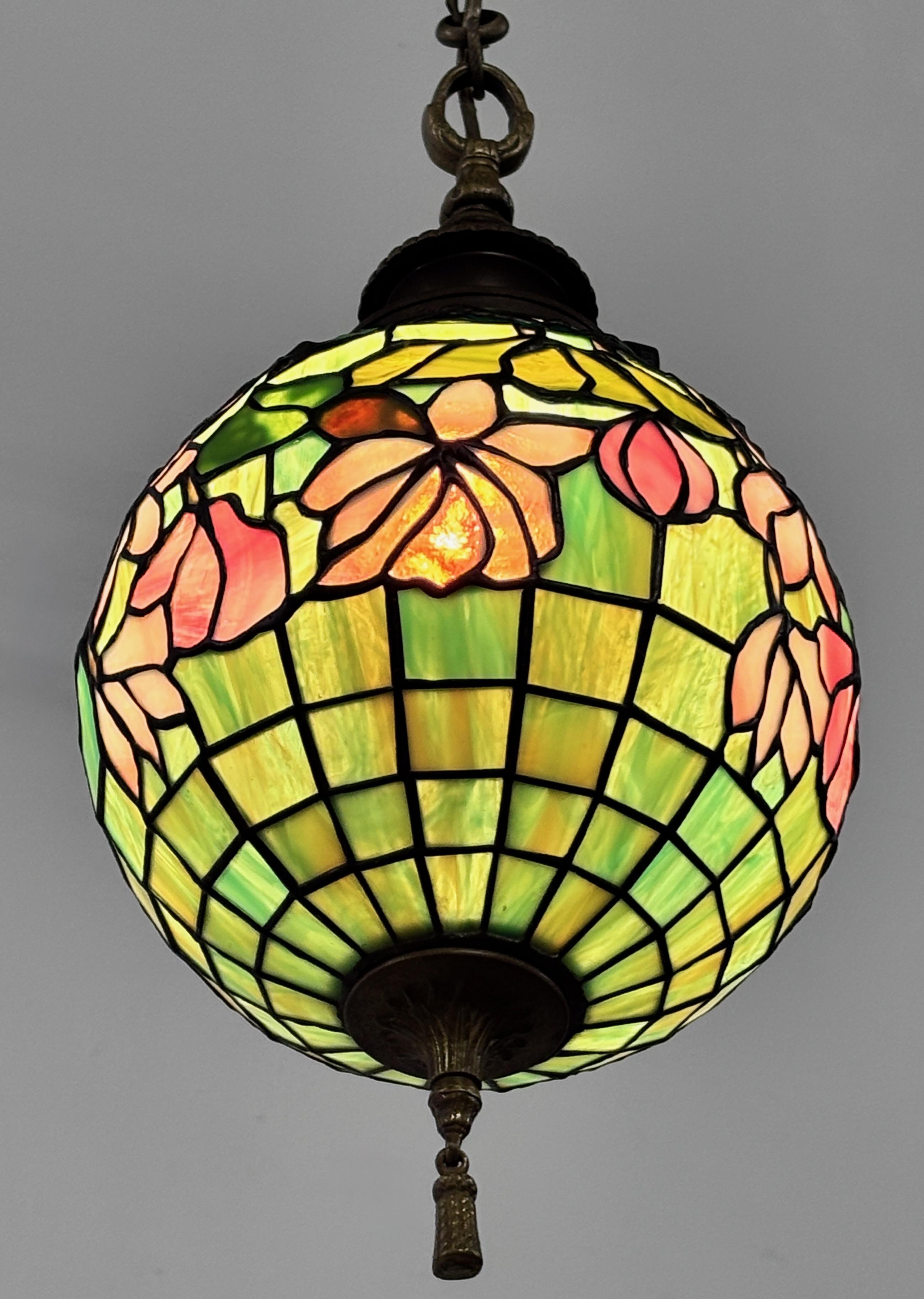American Art Nouveau / Arts & Crafts Leaded Glass Orb Pendent Light Fixture 3