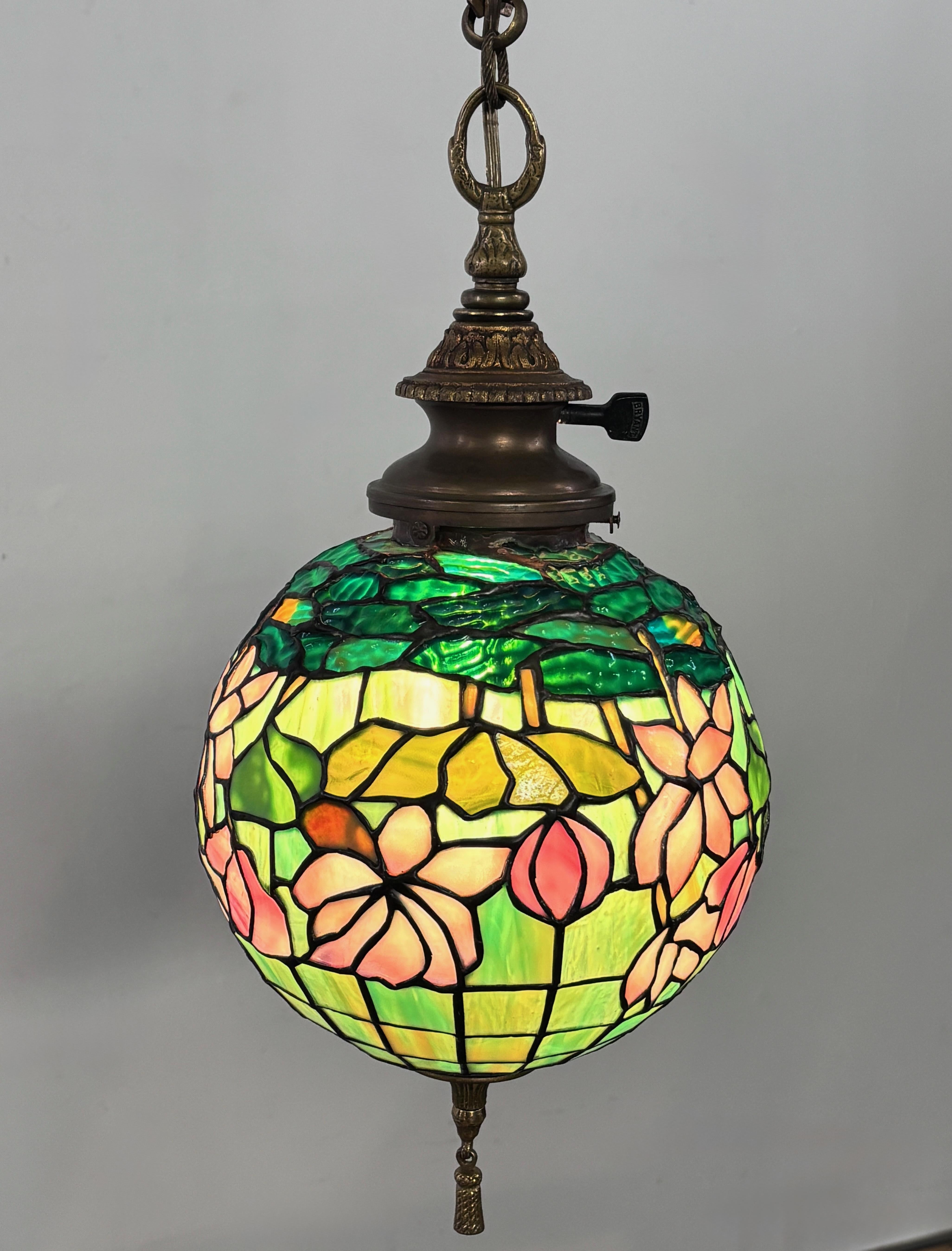American Art Nouveau / Arts & Crafts Leaded Glass Orb Pendent Light Fixture 4