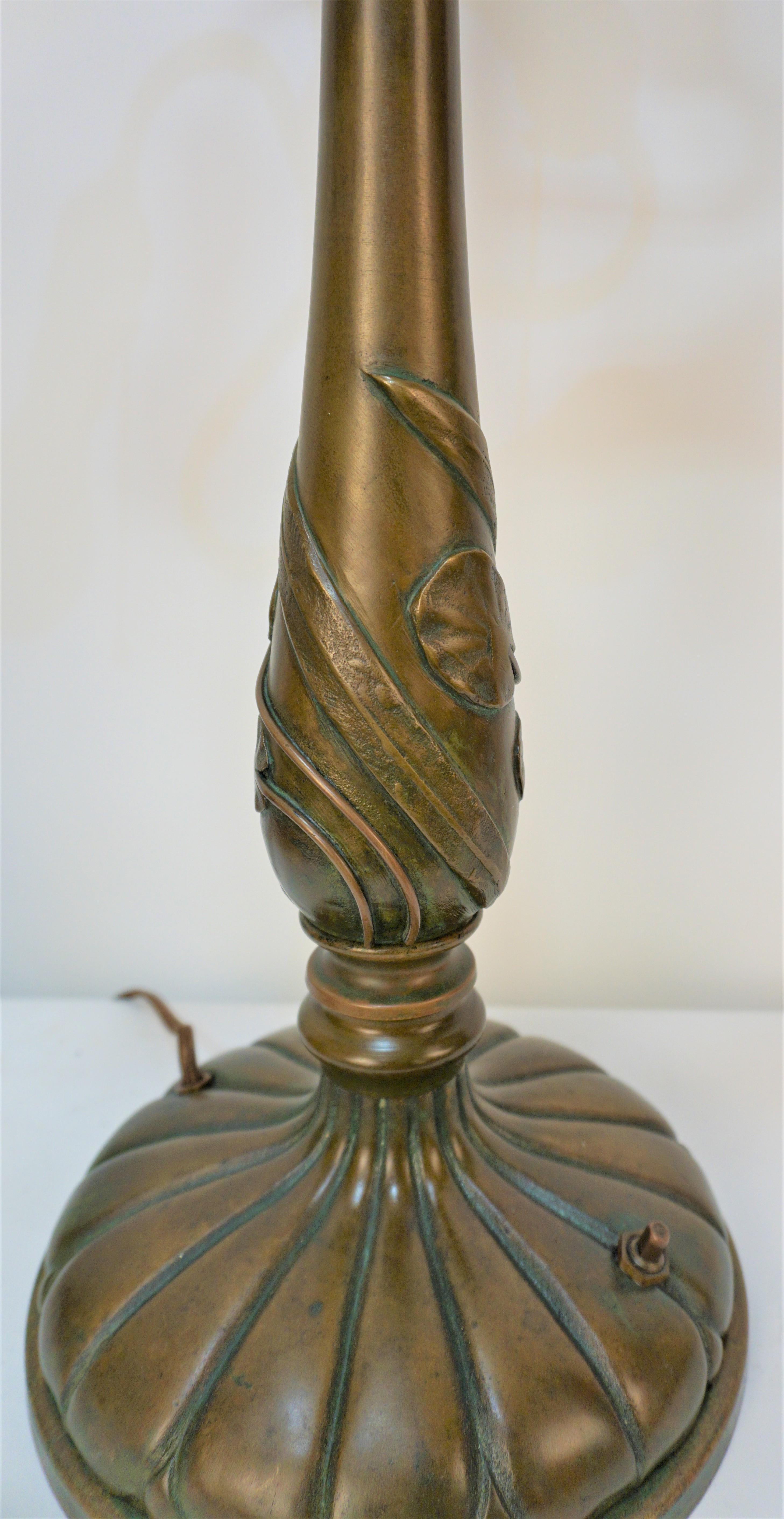 American Art Nouveau Bronze Table Lamp For Sale 3