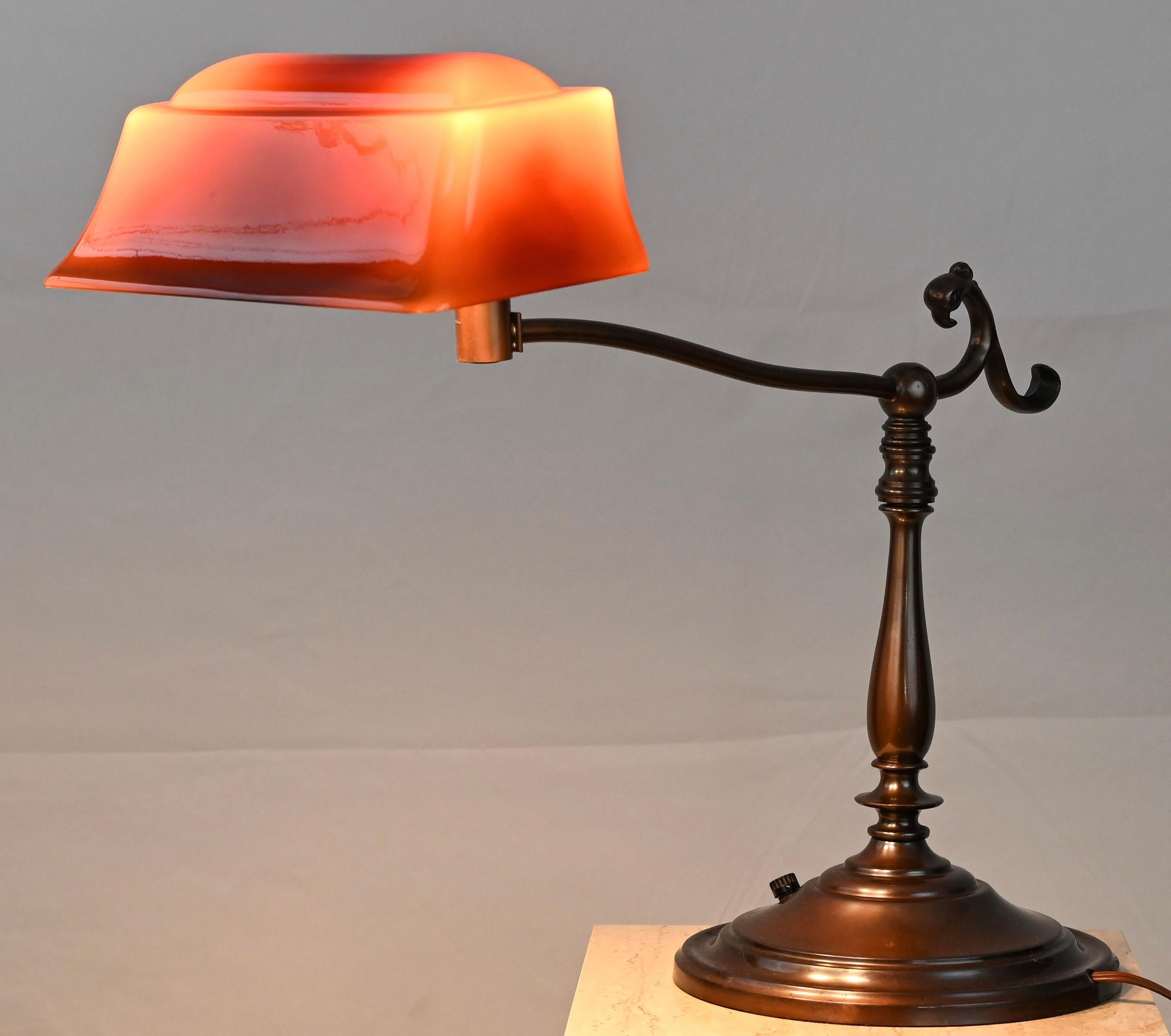 20th Century American Art Nouveau Emeralite Table Lamp For Sale