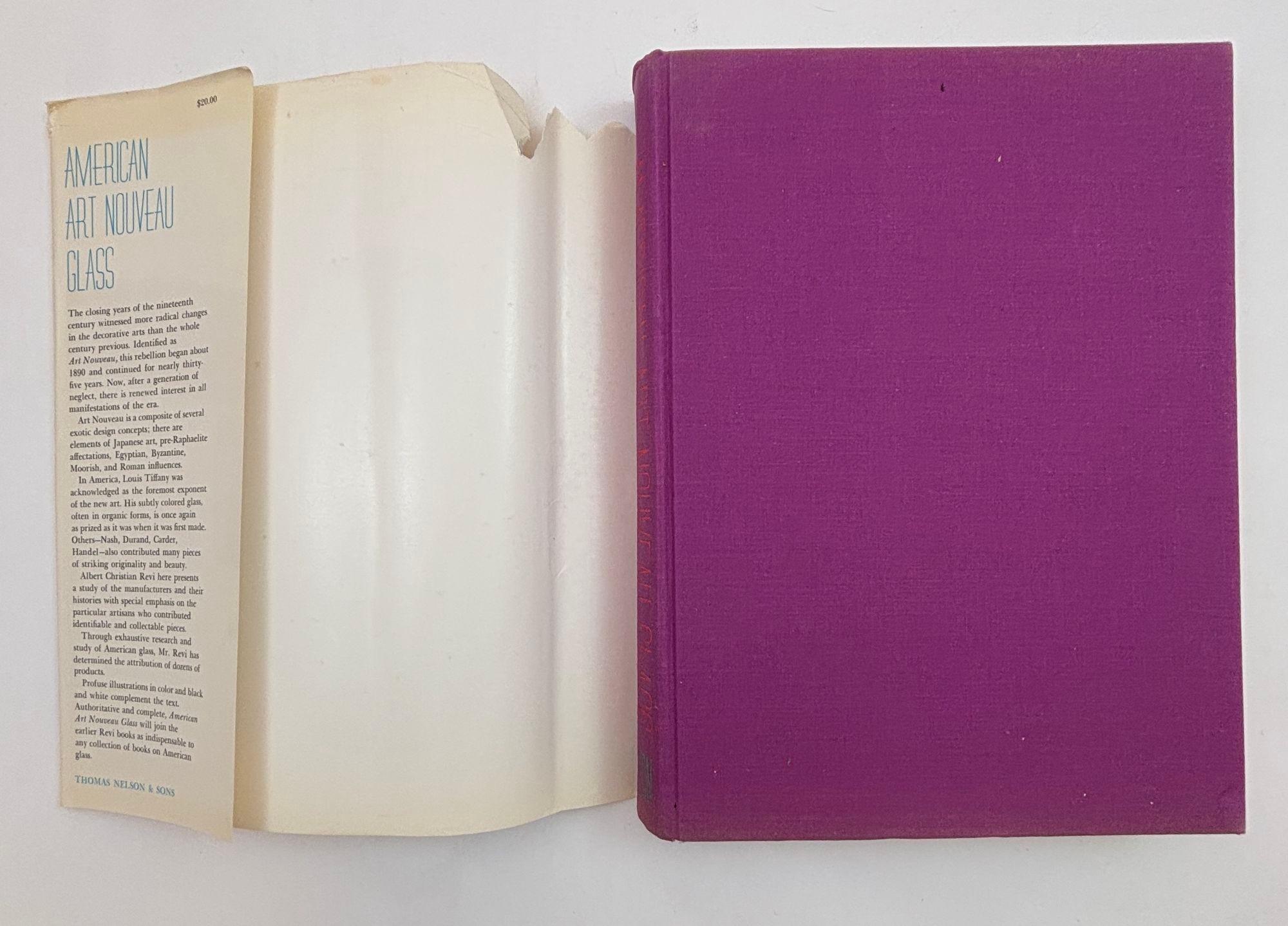 Amerikanisches Jugendstilglas-Hardcover von Albert Revi, 1968 von Albert Revi im Zustand „Relativ gut“ im Angebot in North Hollywood, CA