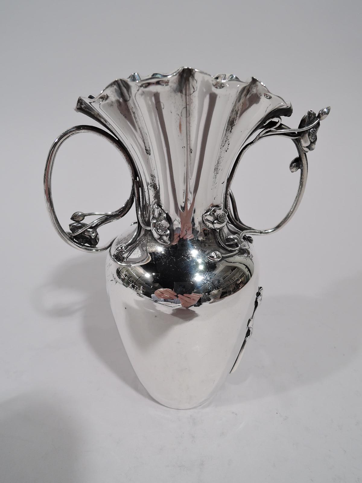 American Art Nouveau Sterling Silver Bud Vase by Shiebler In Excellent Condition In New York, NY
