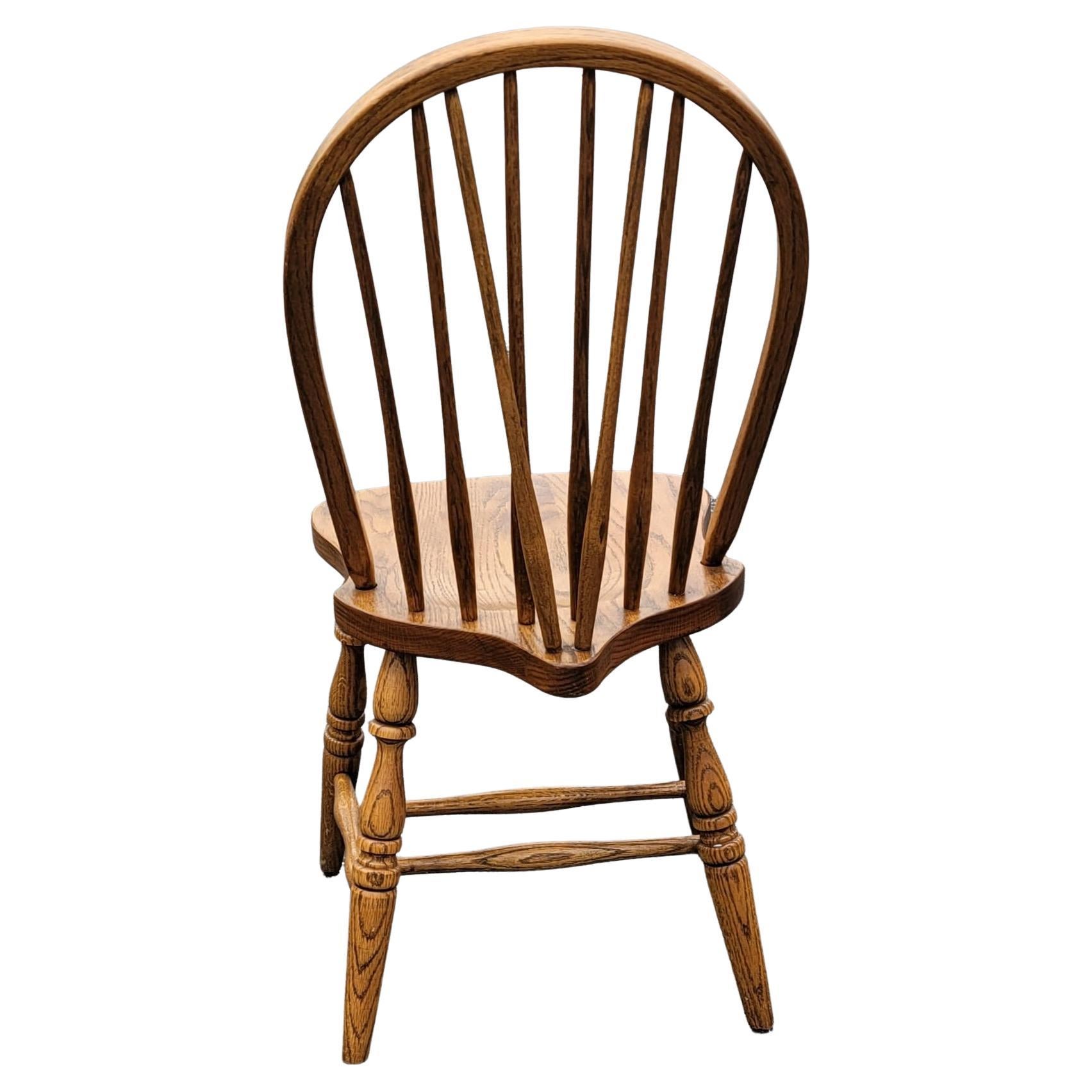 Arts and Crafts American Arts & Crafts Oak Fiddleback Windsor Chairs, Pair For Sale