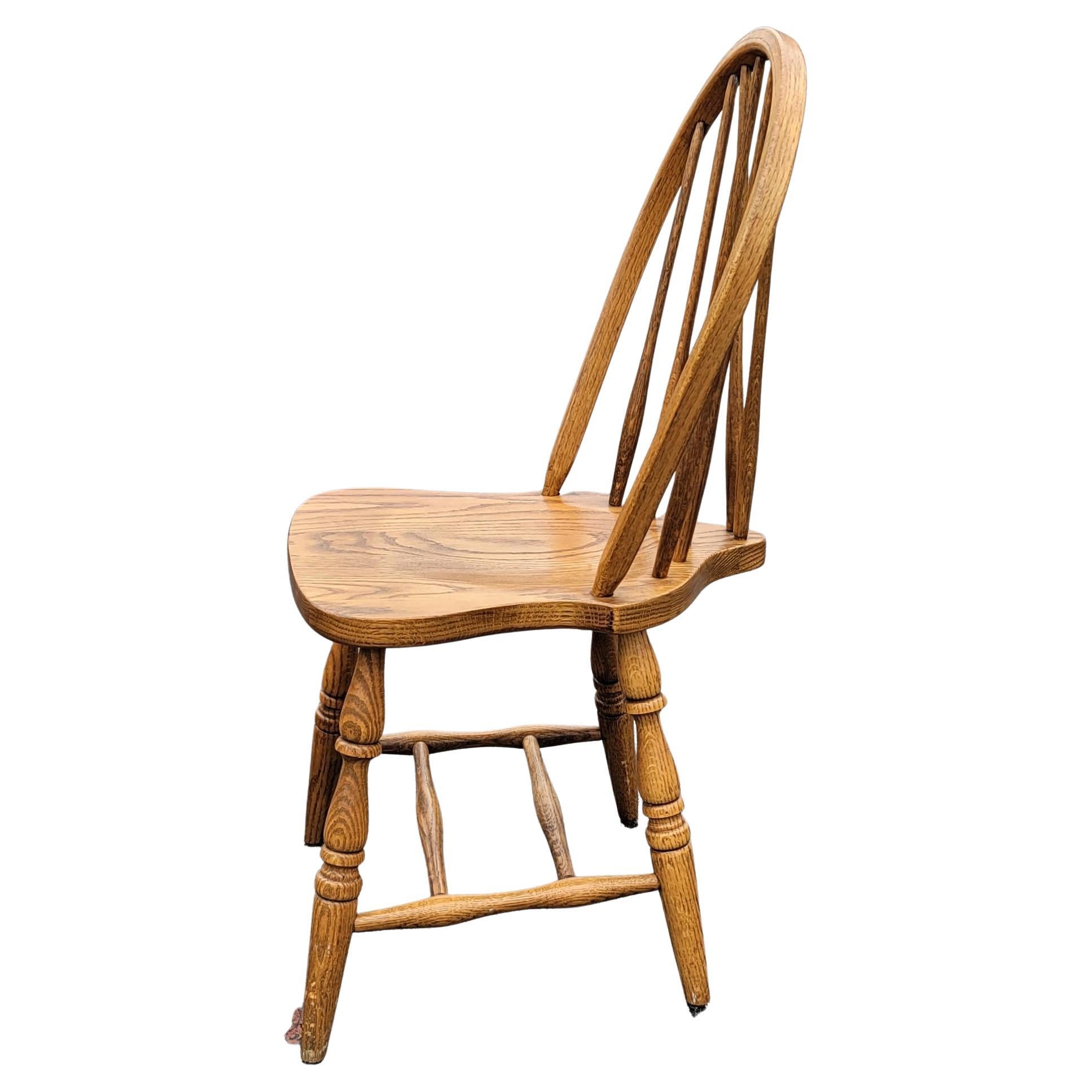 Hand-Carved American Arts & Crafts Oak Fiddleback Windsor Chairs, Pair For Sale