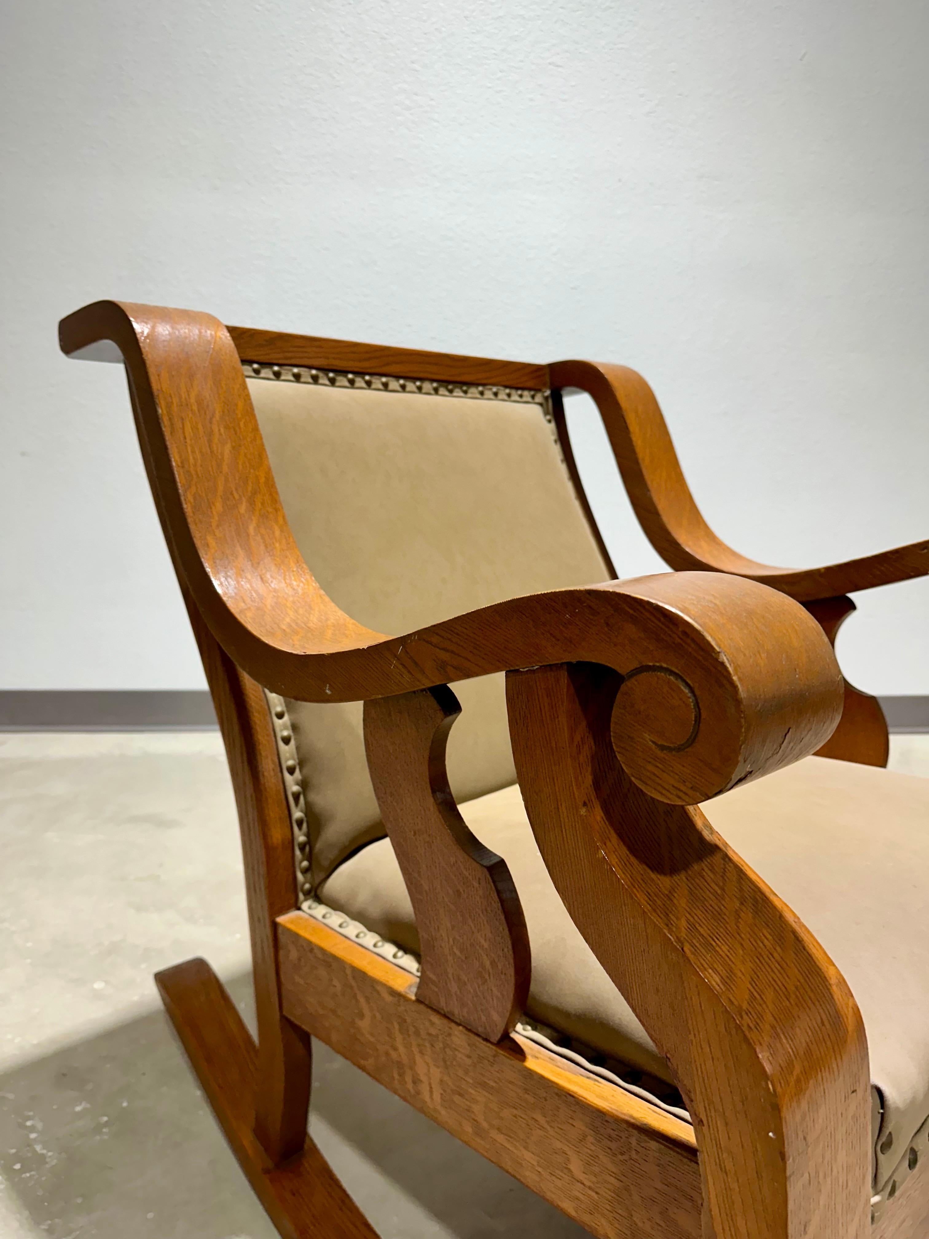 American Arts and Crafts Oak Rocking and Armchair Pair 5