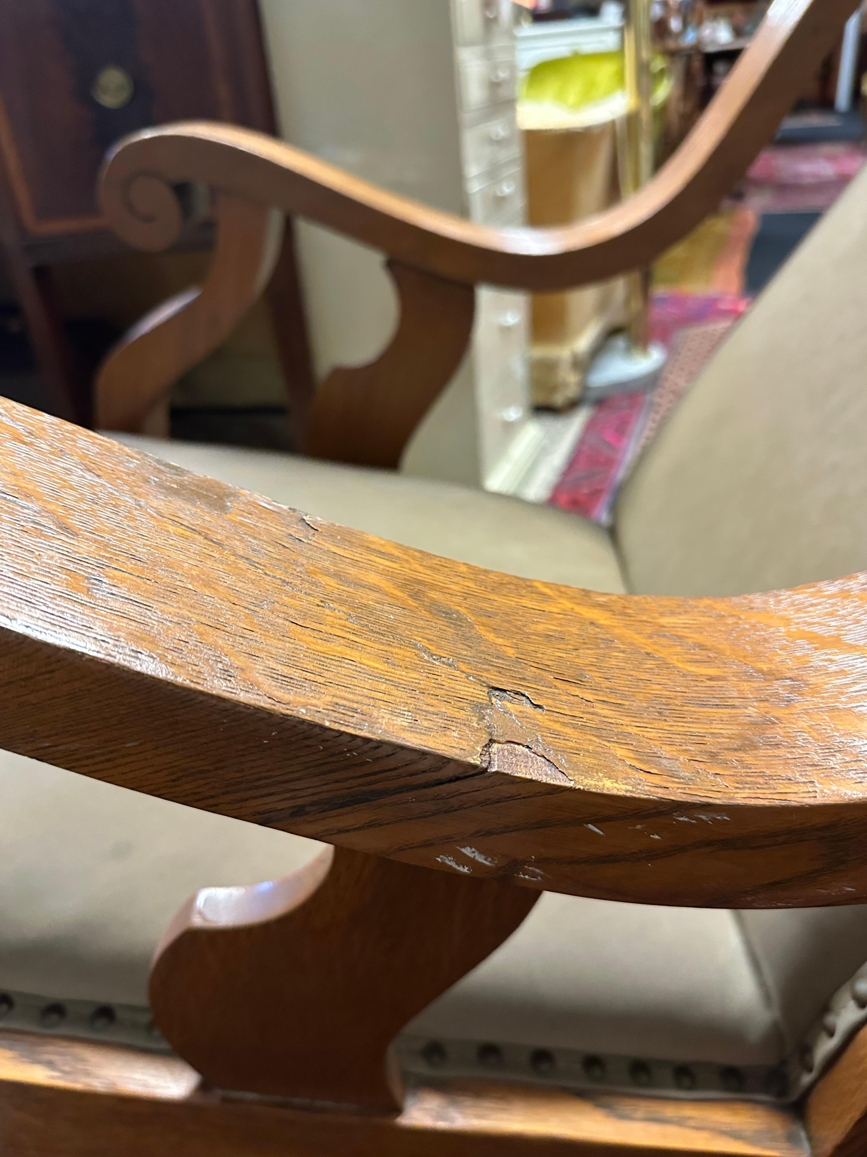 American Arts and Crafts Oak Rocking Chair 3