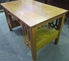 American Arts & Crafts Period Mission Oak Desk