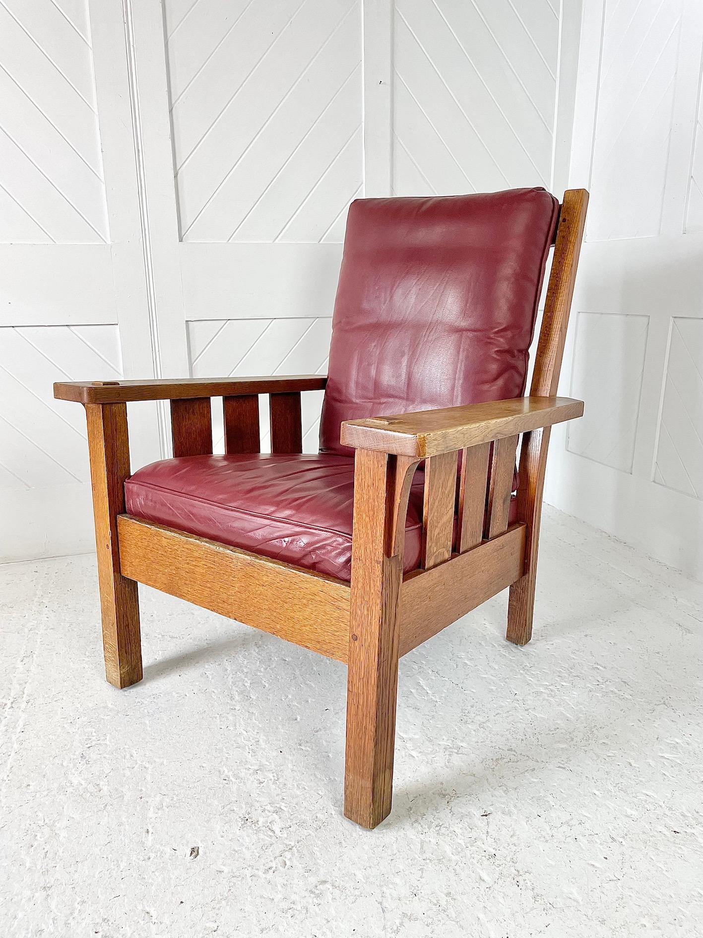 Amerikanischer Arts and Crafts-Sessel aus Eiche, Gustav Stickley zugeschrieben (amerikanisch) im Angebot