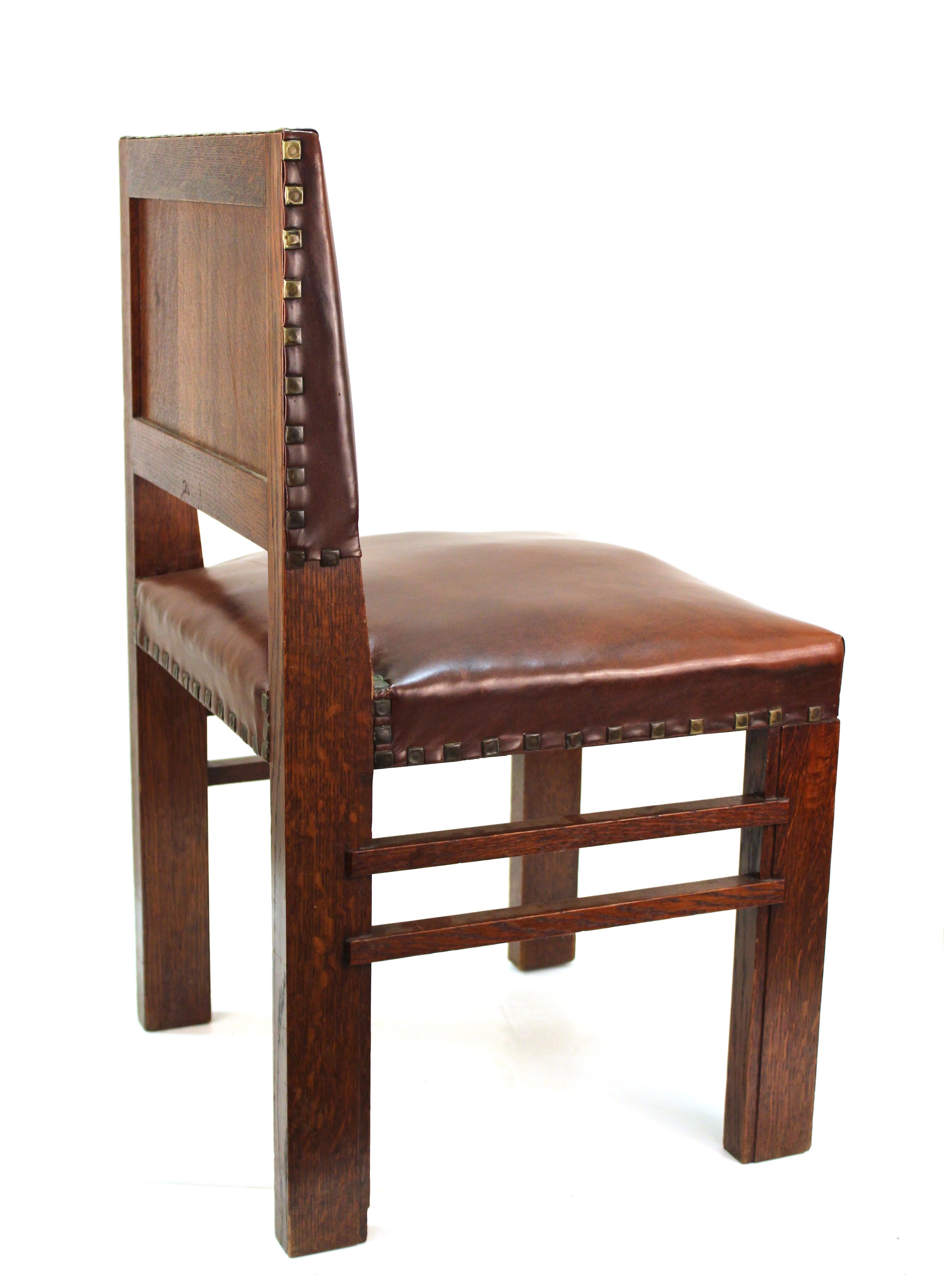American Arts & Crafts Oak Chairs with Cognac Colored Leather Seats For Sale 1