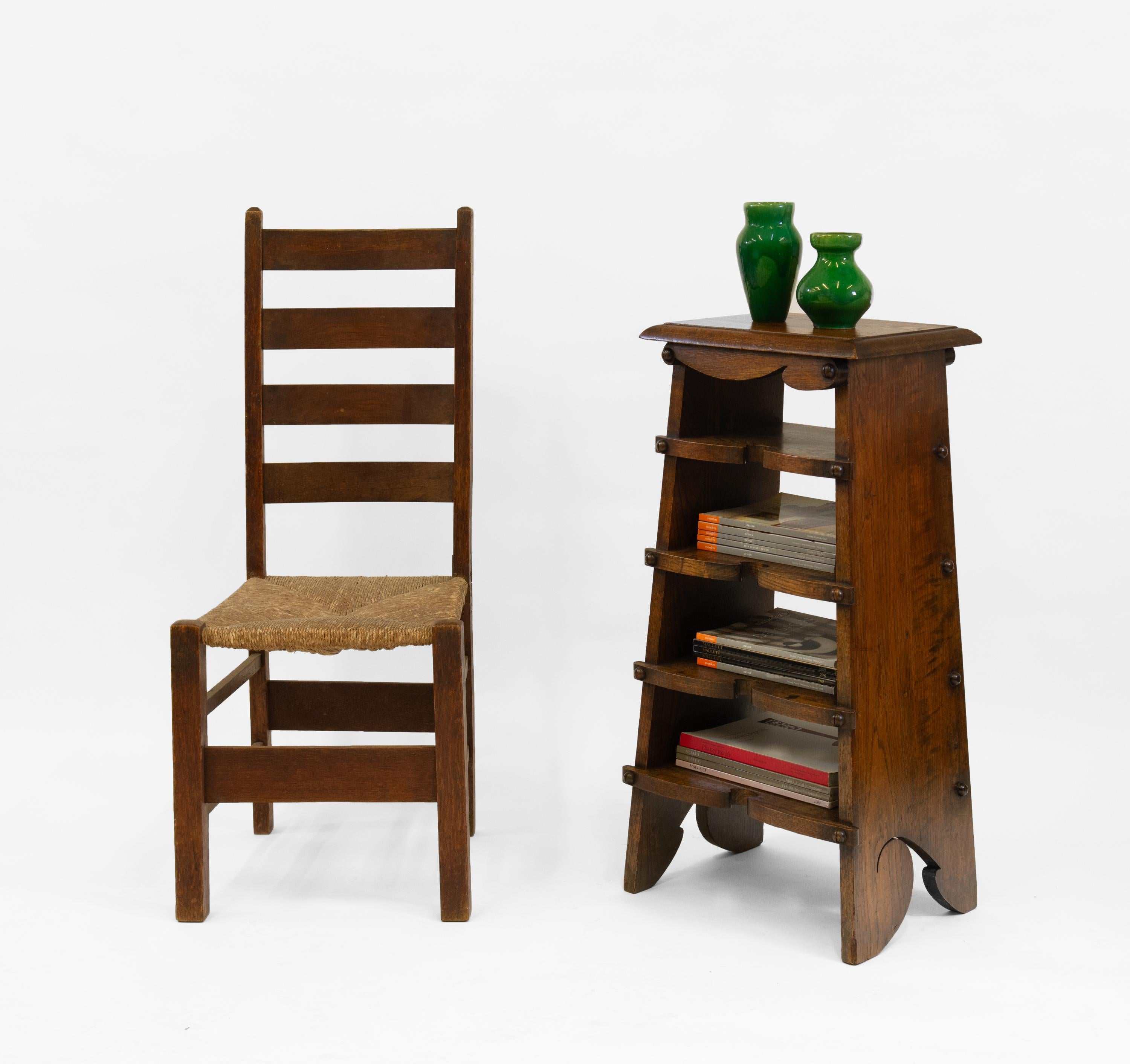 Americano Scaffali portacarte in Oak di stile americano Arts & Crafts di Charles Rohlfs in vendita