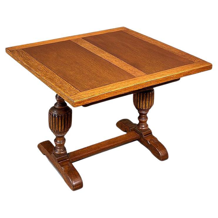 American Arts & Crafts Tiger Oak Draw-Leaf Dining Table