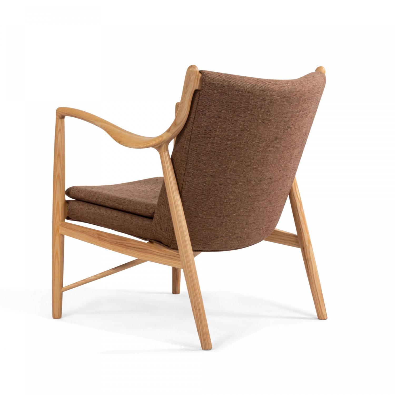 Silla con Brazos Abiertos de Madera de Fresno Americano en venta 1