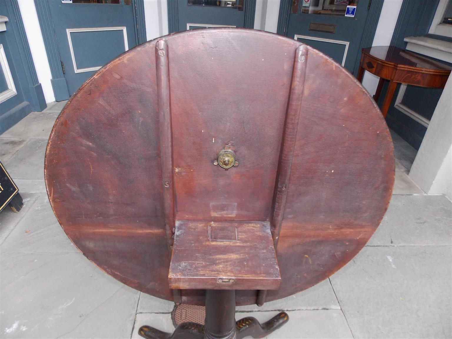 American Black Lacquer Japanned Figural Tilt-Top Table, Circa 1770 6