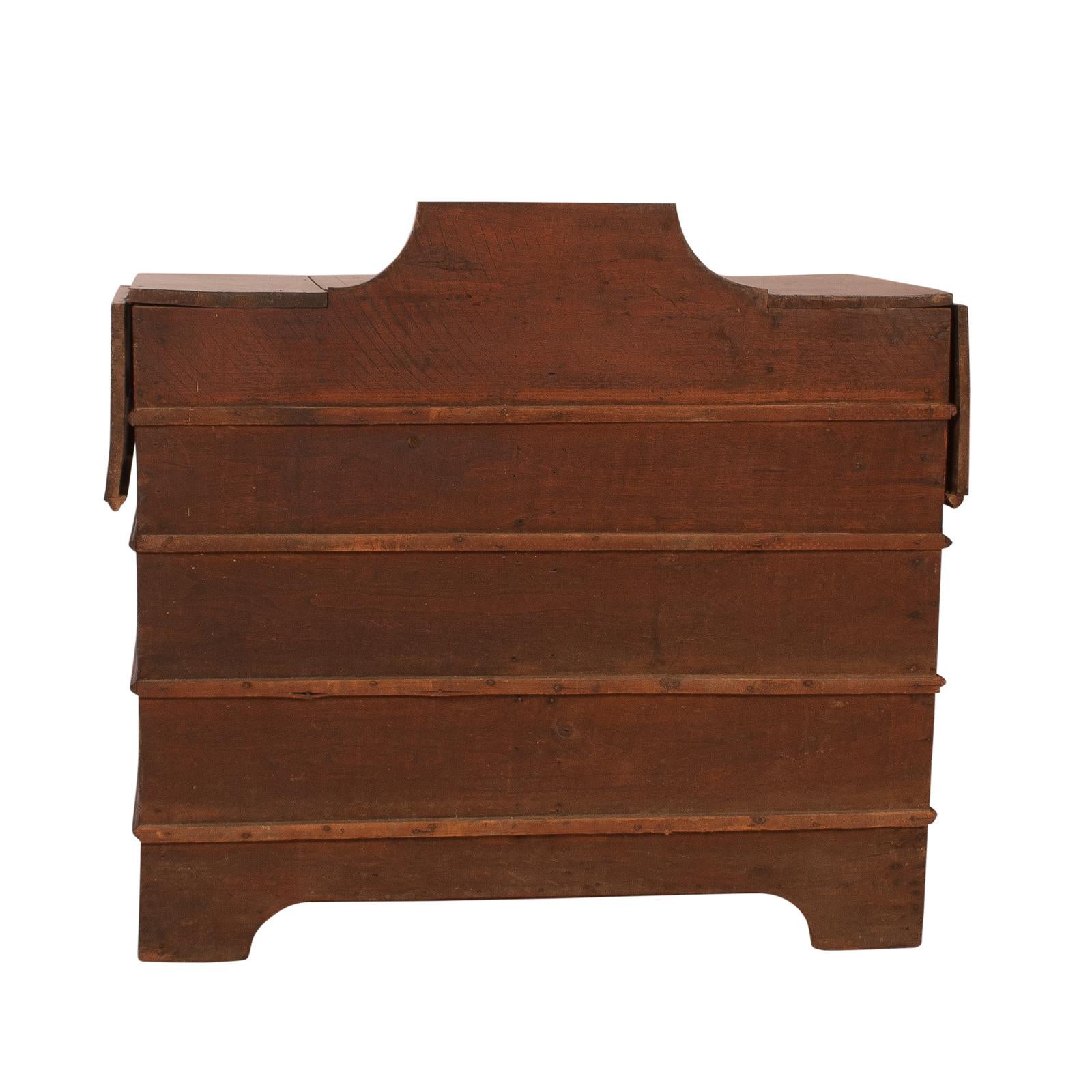 American Black Walnut Dry Sink, Southern Atlantic States, circa 1830 3