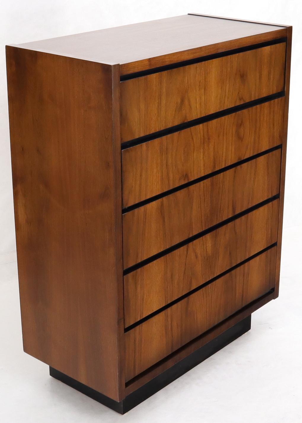 Mid-Century Modern American Bookmatched Walnut Five Drawers High Chest Dresser