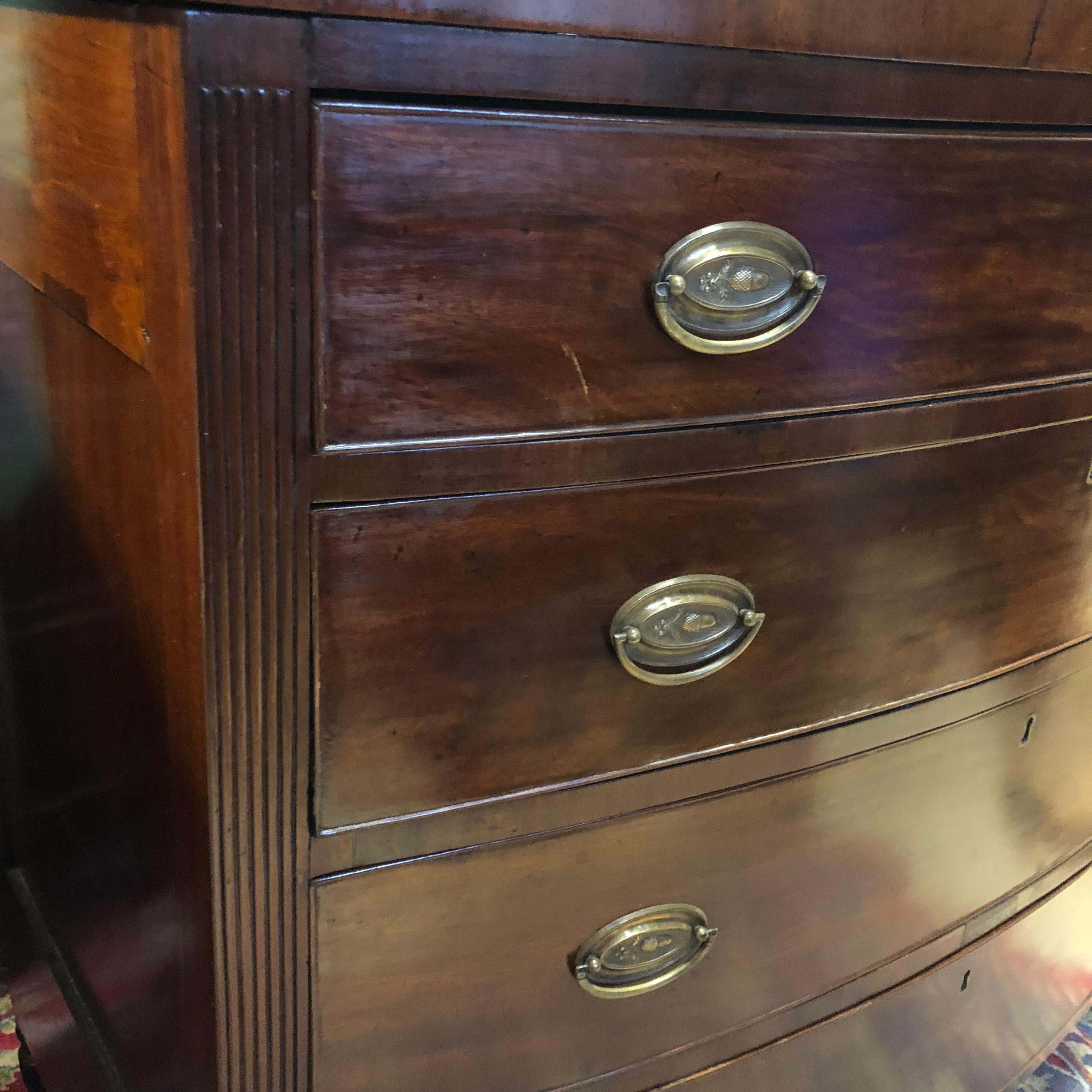 Federal American Bow Front Chest