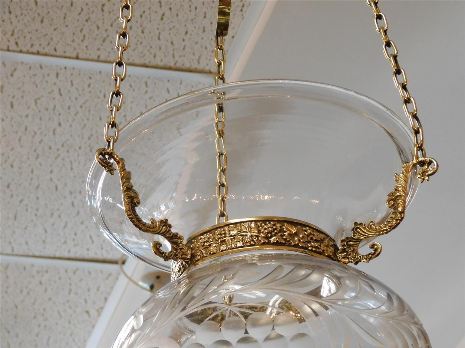 Inizio XIX secolo Lanterna americana a campana in ottone e vetro floreale acidato, C. Bell Hall, 1800 in vendita