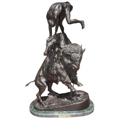 Sculpture américaine en bronze et marbre représentant un cheval de buffle:: F. Remington:: vers 1940