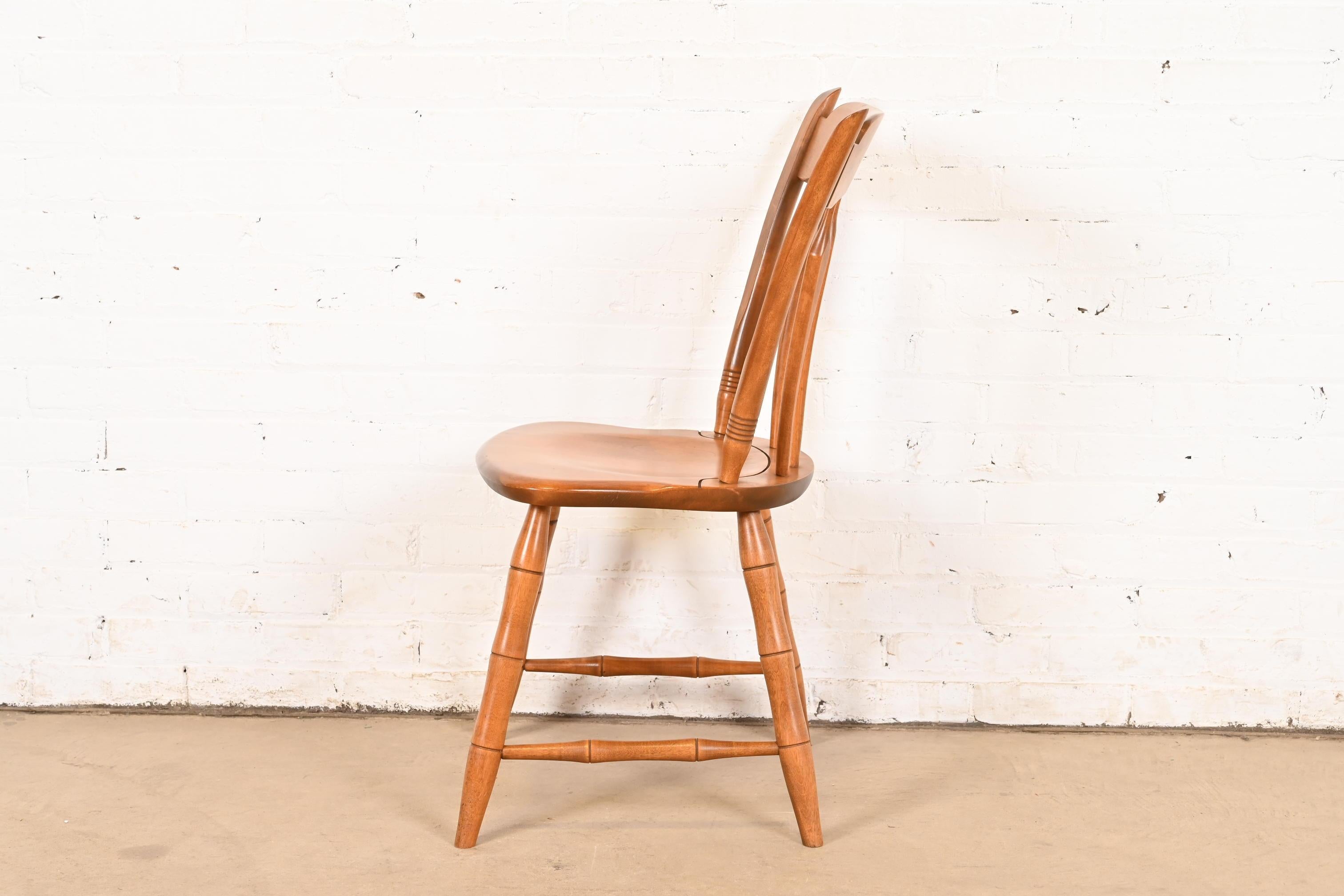 American Carved Solid Maple Spindle Back Side Chair or Desk Chair For Sale 5