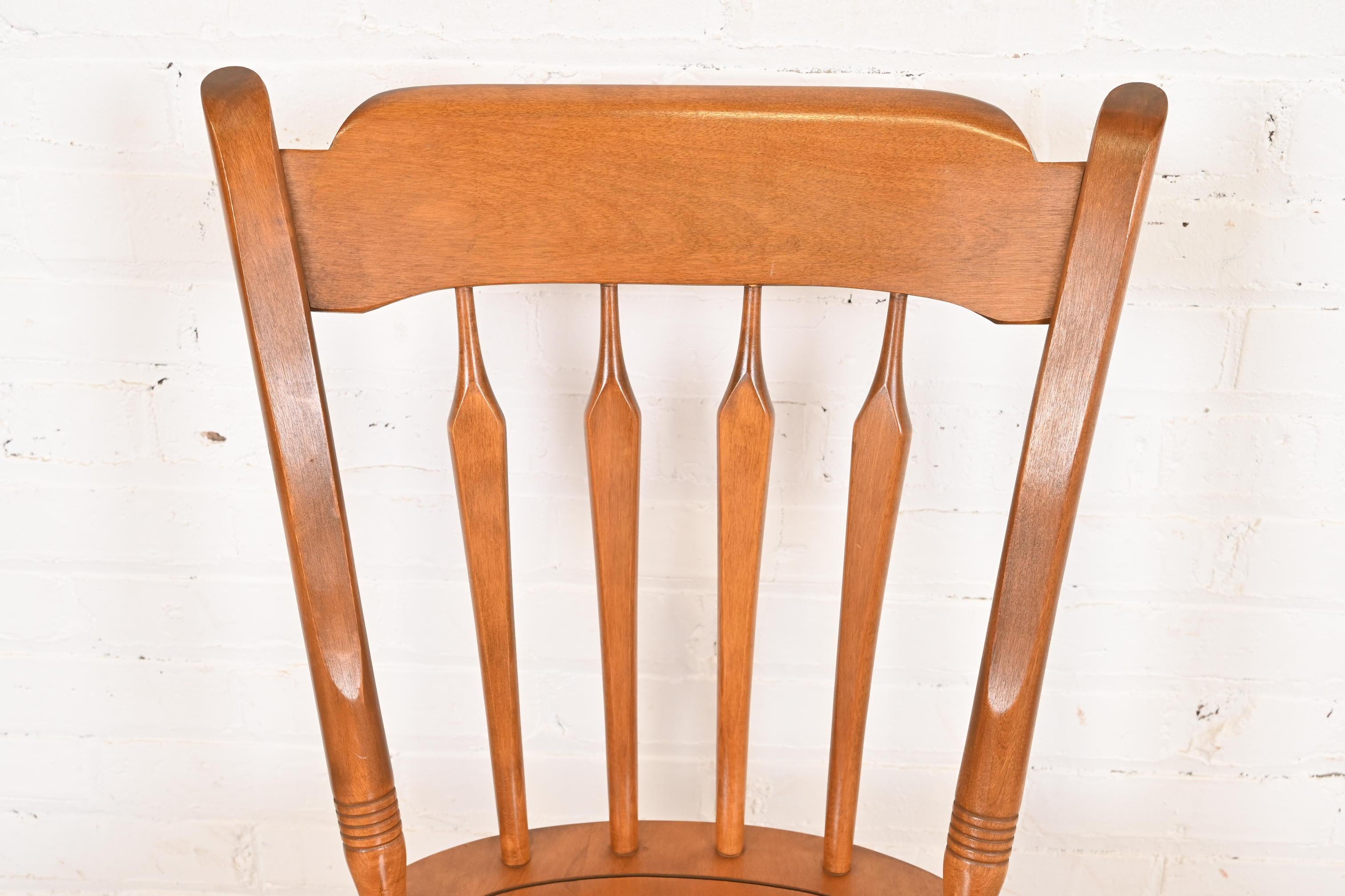 American Carved Solid Maple Spindle Back Side Chair or Desk Chair For Sale 2
