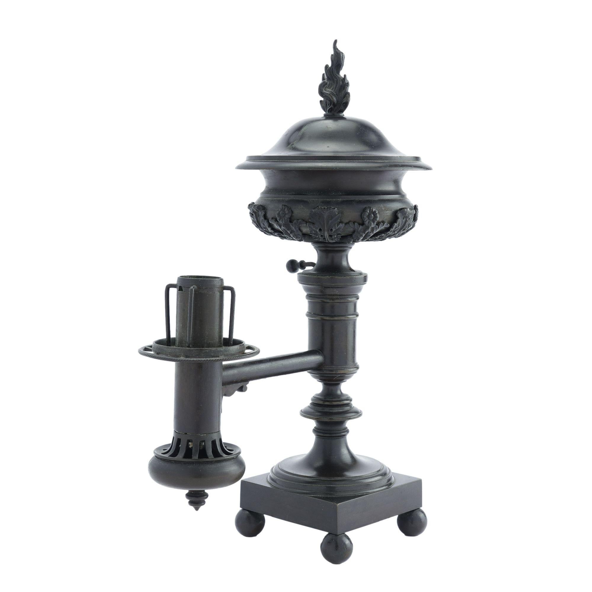 Amerikanische einarmige argand-Lampe und Schirm aus Bronzeguss, 1810-15 (amerikanisch) im Angebot