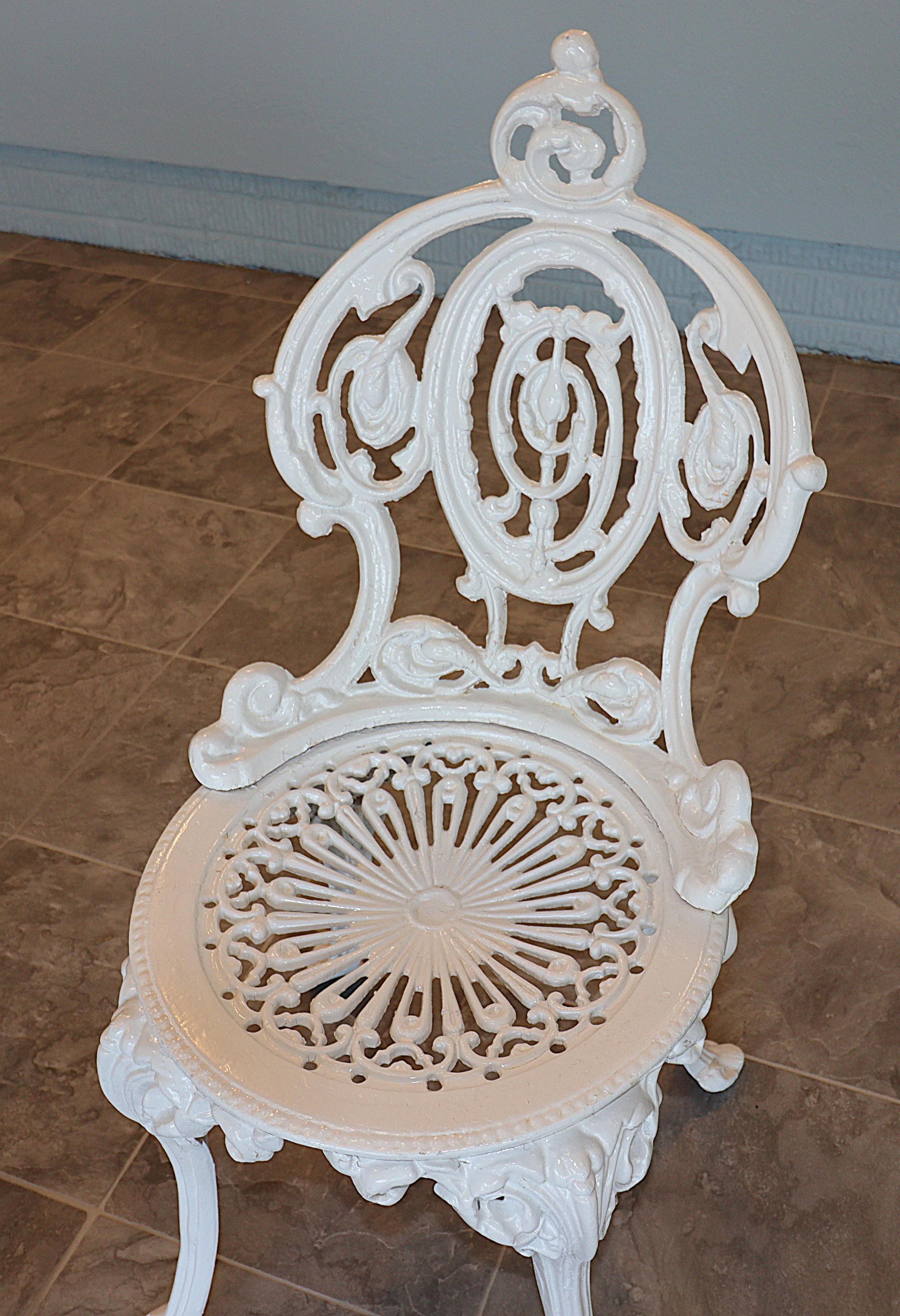 American Cast Iron Garden Suite Early 20th Century For Sale 2